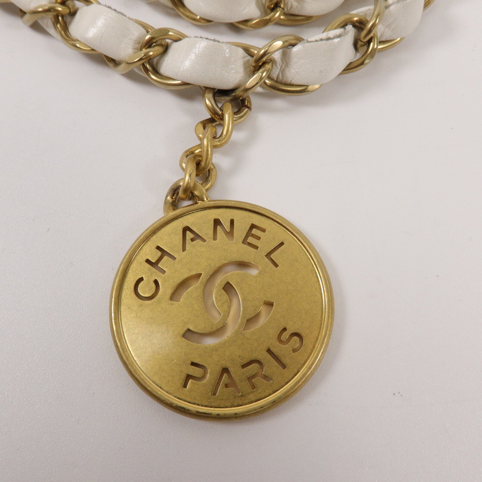CHANEL 牛皮皮革Chanel 22 Small鏈帶肩背袋