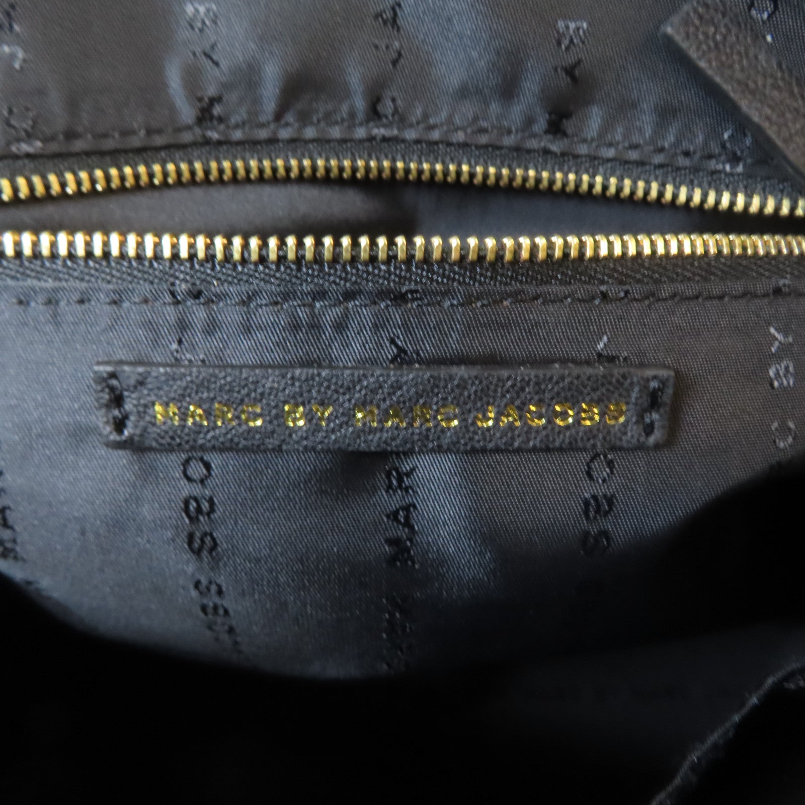 MARC BY MARC JACOBS 牛皮皮革Hand Bag金扣手挽袋藍色/黑色/金色/啡色