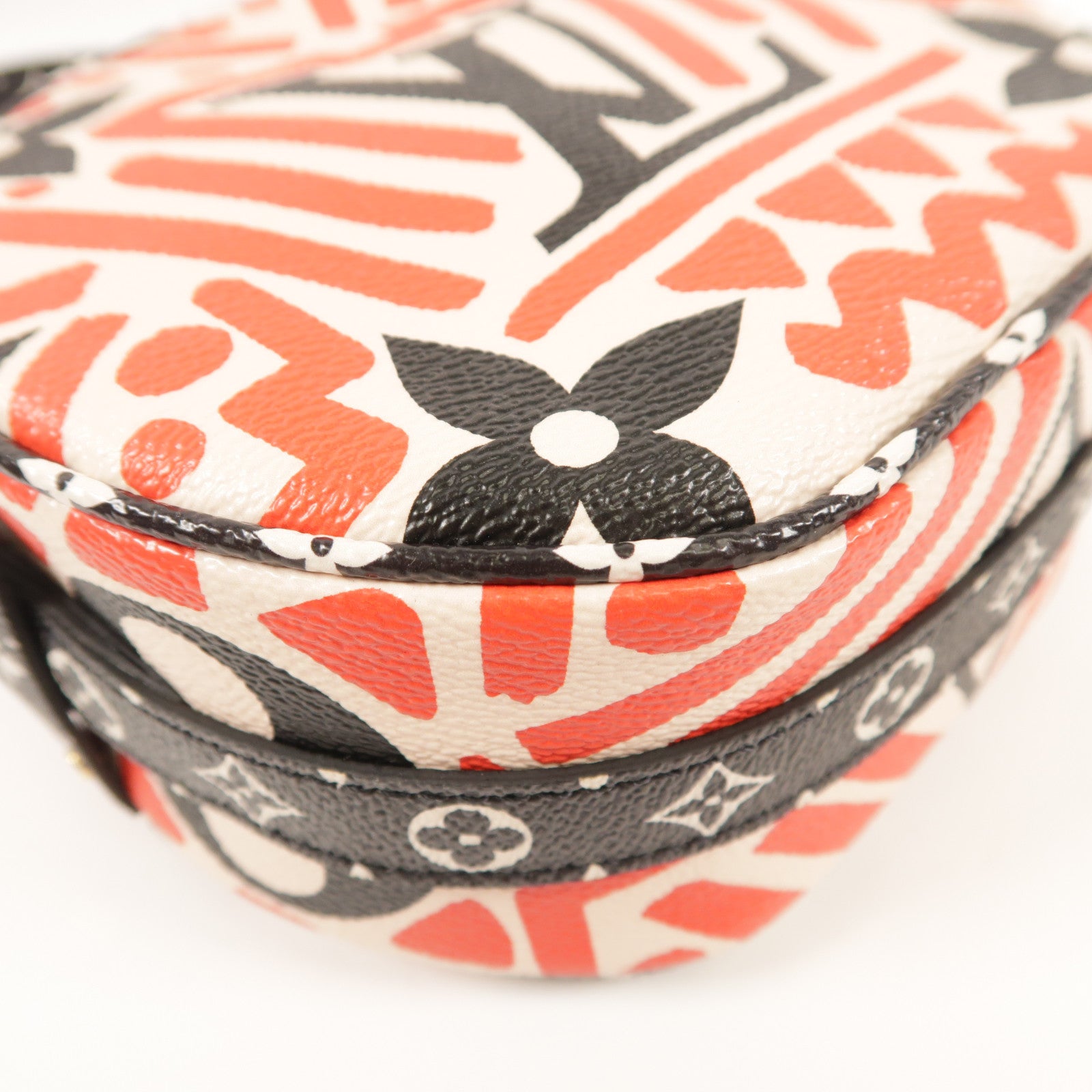 LOUIS VUITTON Monogram Giant Crafty Boite Chapeau金扣肩背袋