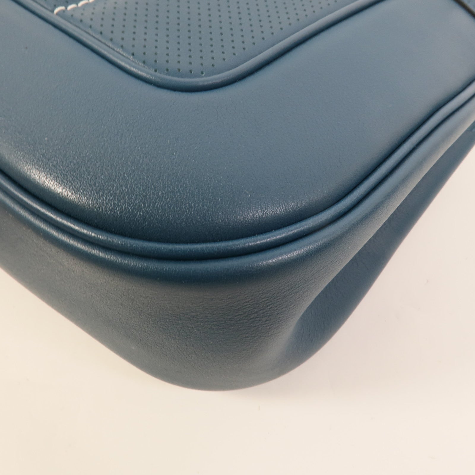 HERMES Swift皮革Berline 28銀扣肩背袋Bleu Colvert