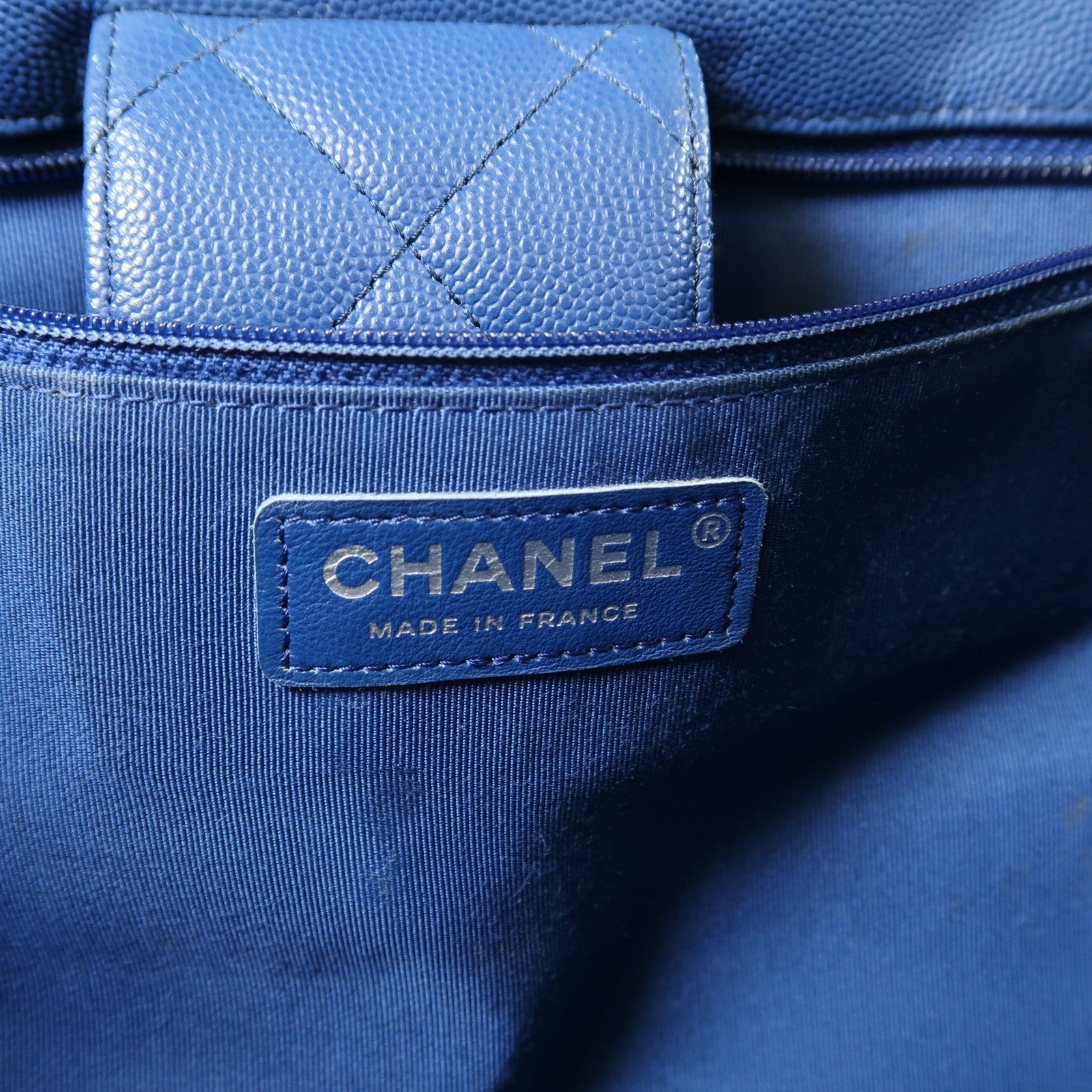 CHANEL 【激減優惠】菱格Caviar皮革GST銀扣鏈帶肩背袋藍色