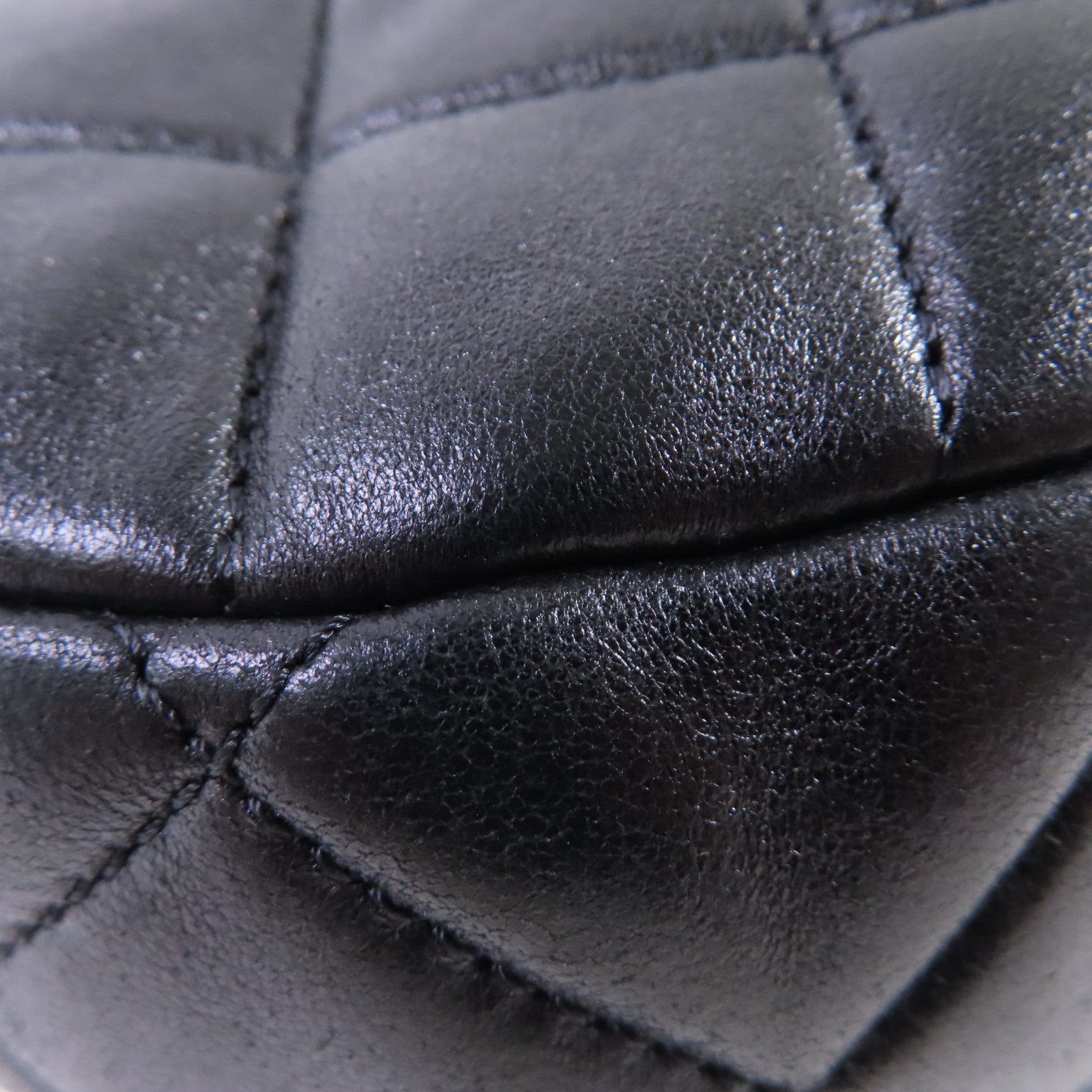 CHANEL 【激減優惠】菱格羊皮皮革Hobo Shoulder Bag金扣肩背袋黑色