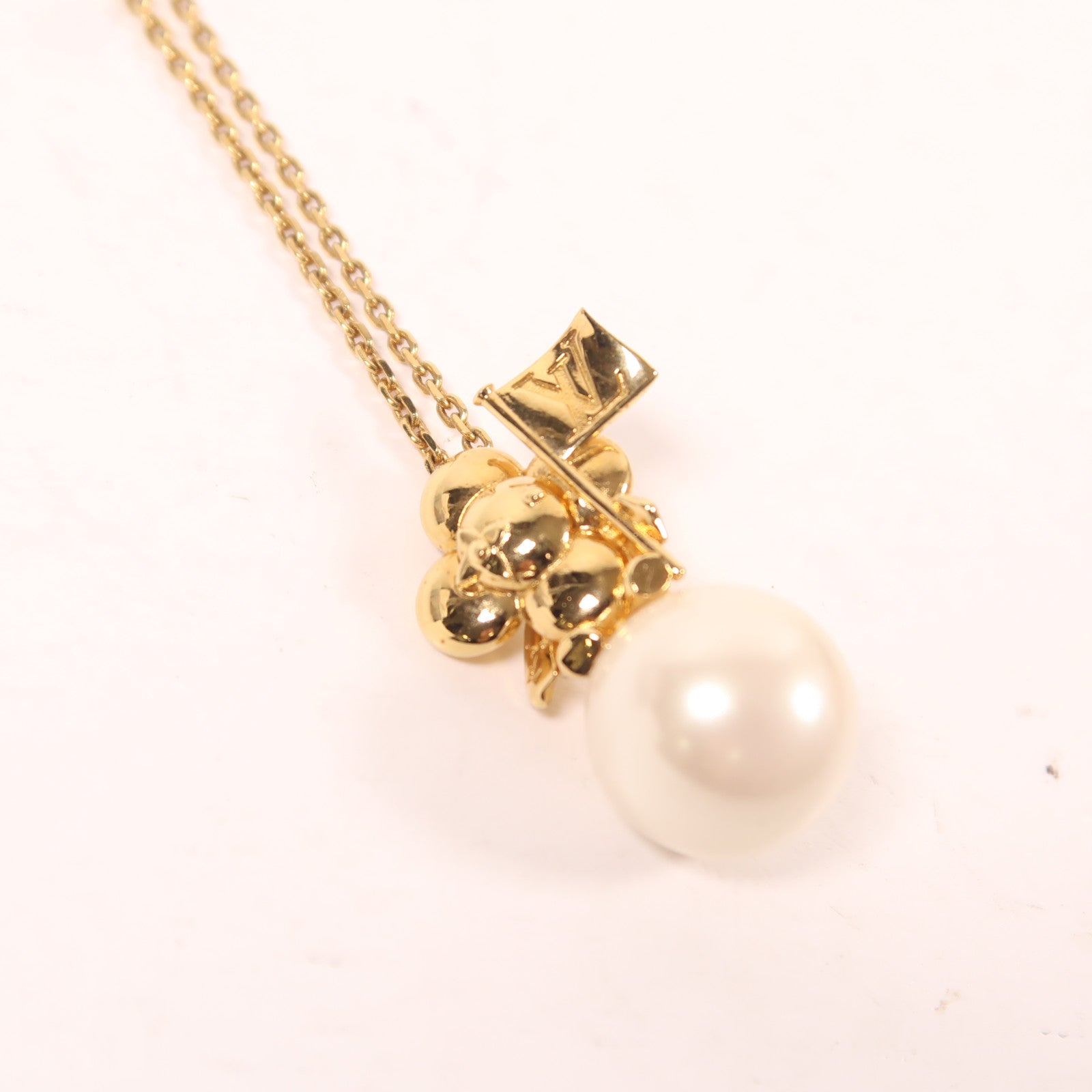 LOUIS VUITTON 金屬Vivienne Over The Moon金扣項鍊
