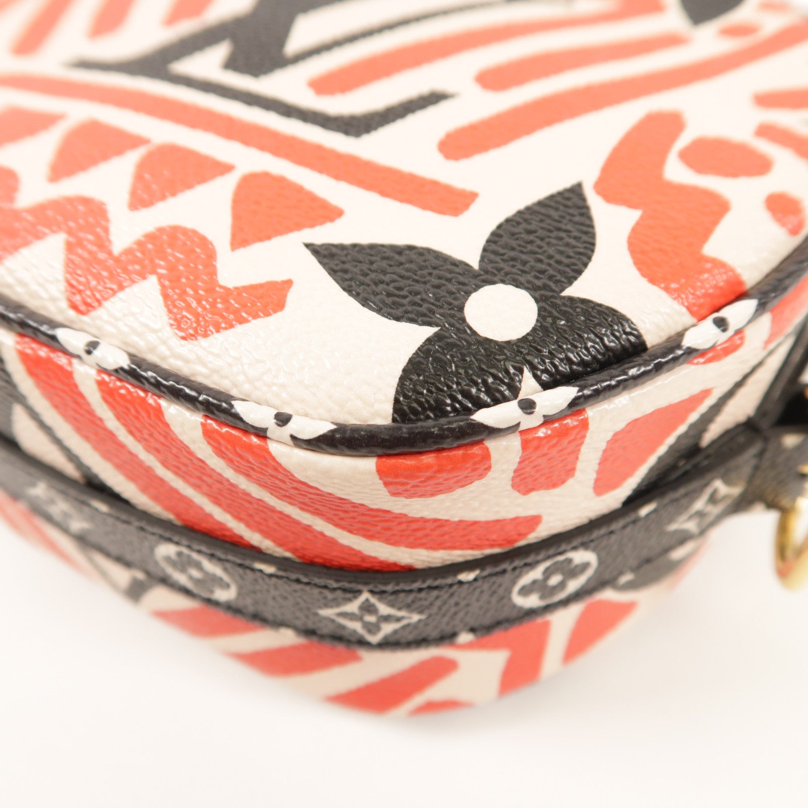 LOUIS VUITTON Monogram Giant Crafty Boite Chapeau金扣肩背袋