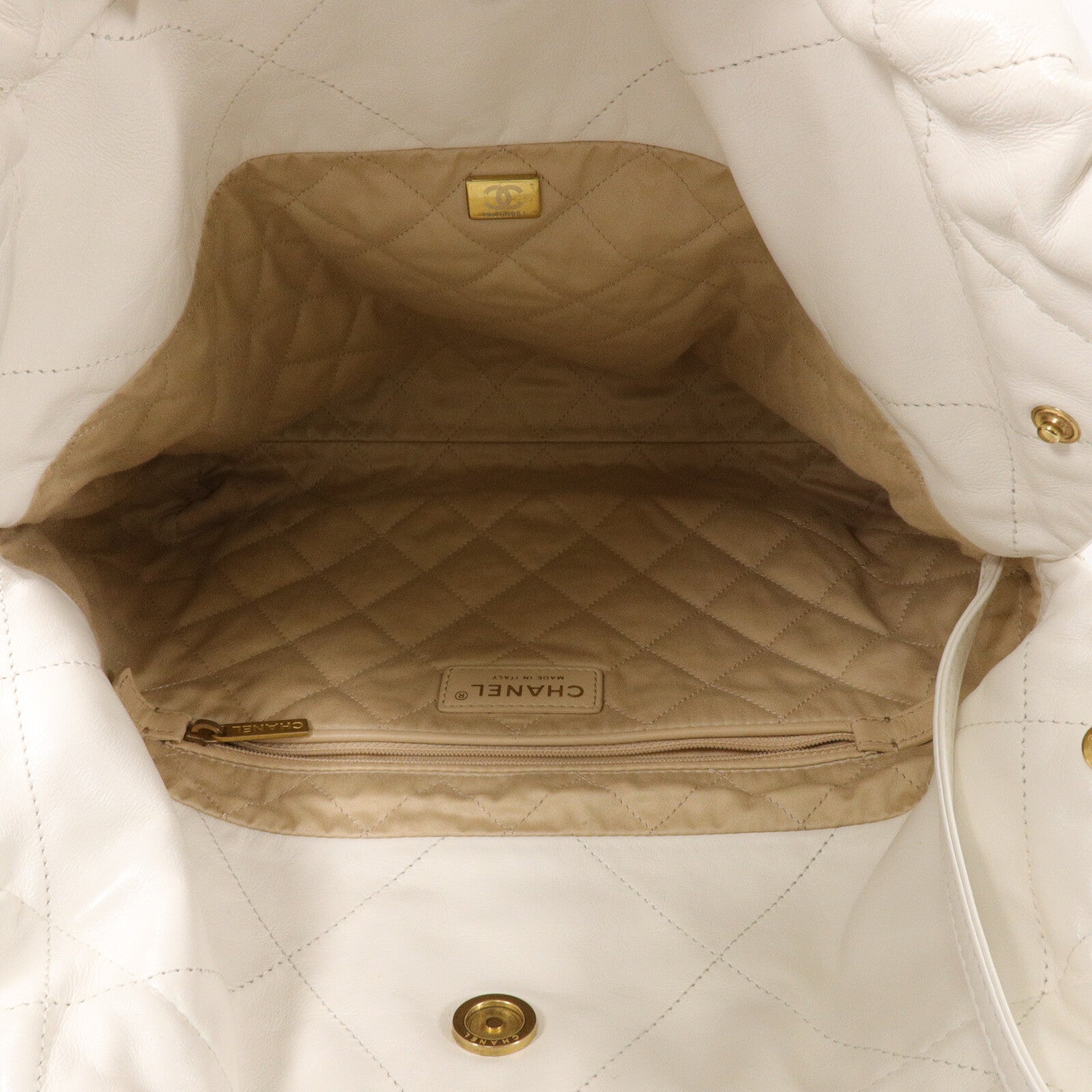 CHANEL 牛皮皮革Chanel 22 Small鏈帶肩背袋