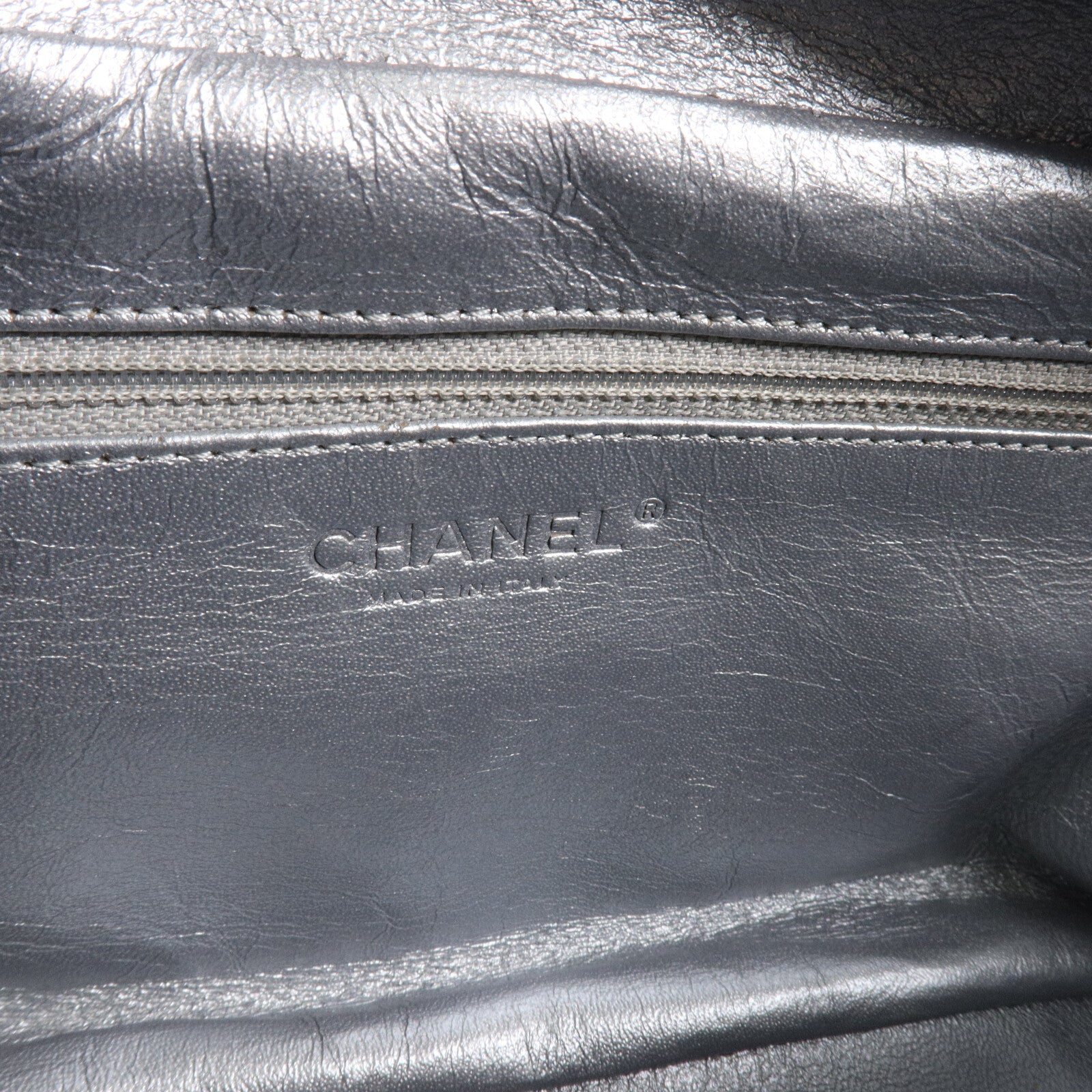 CHANEL 漆皮皮革Luxe Ligne Tote Bag肩背袋/手挽袋