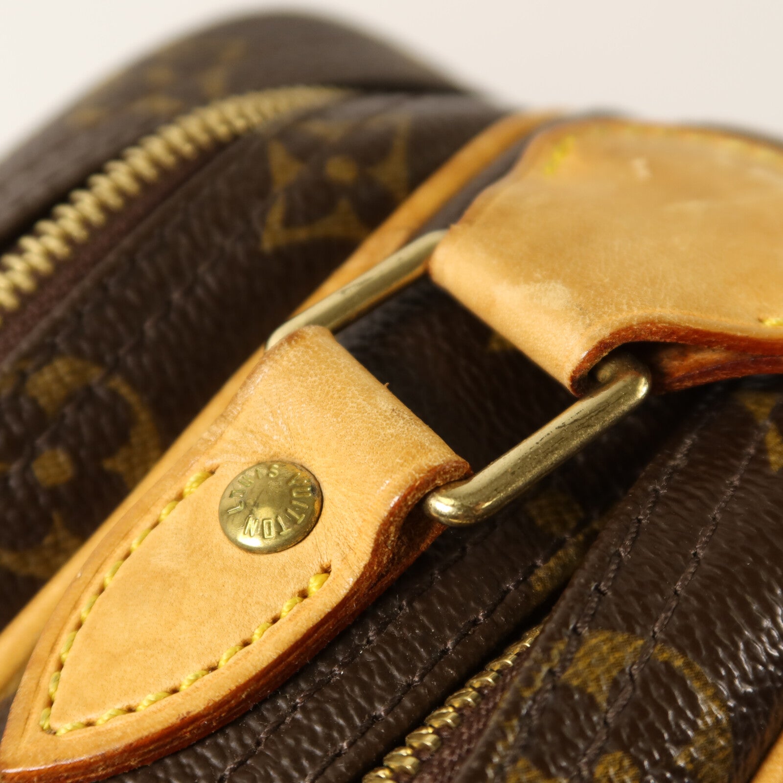 LOUIS VUITTON Monogram Reporter PM金扣肩背袋
