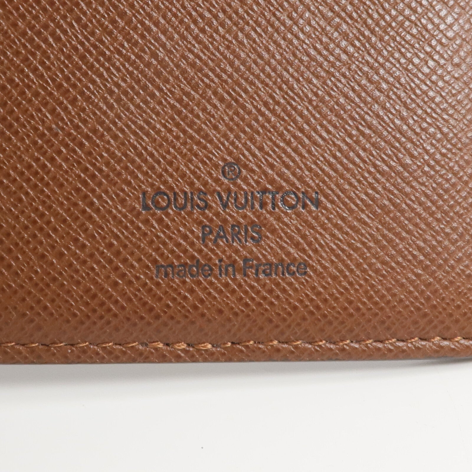 LOUIS VUITTON Monogram Passport Case護照套