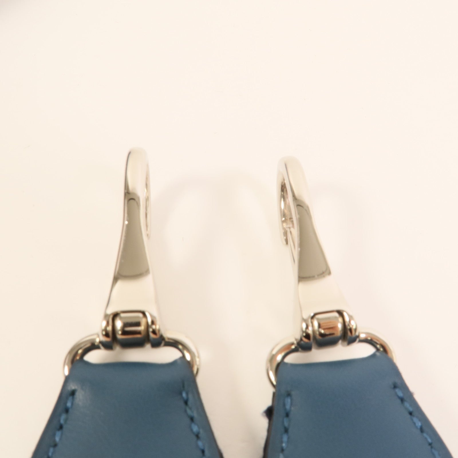 HERMES Swift皮革Berline 28銀扣肩背袋Bleu Colvert