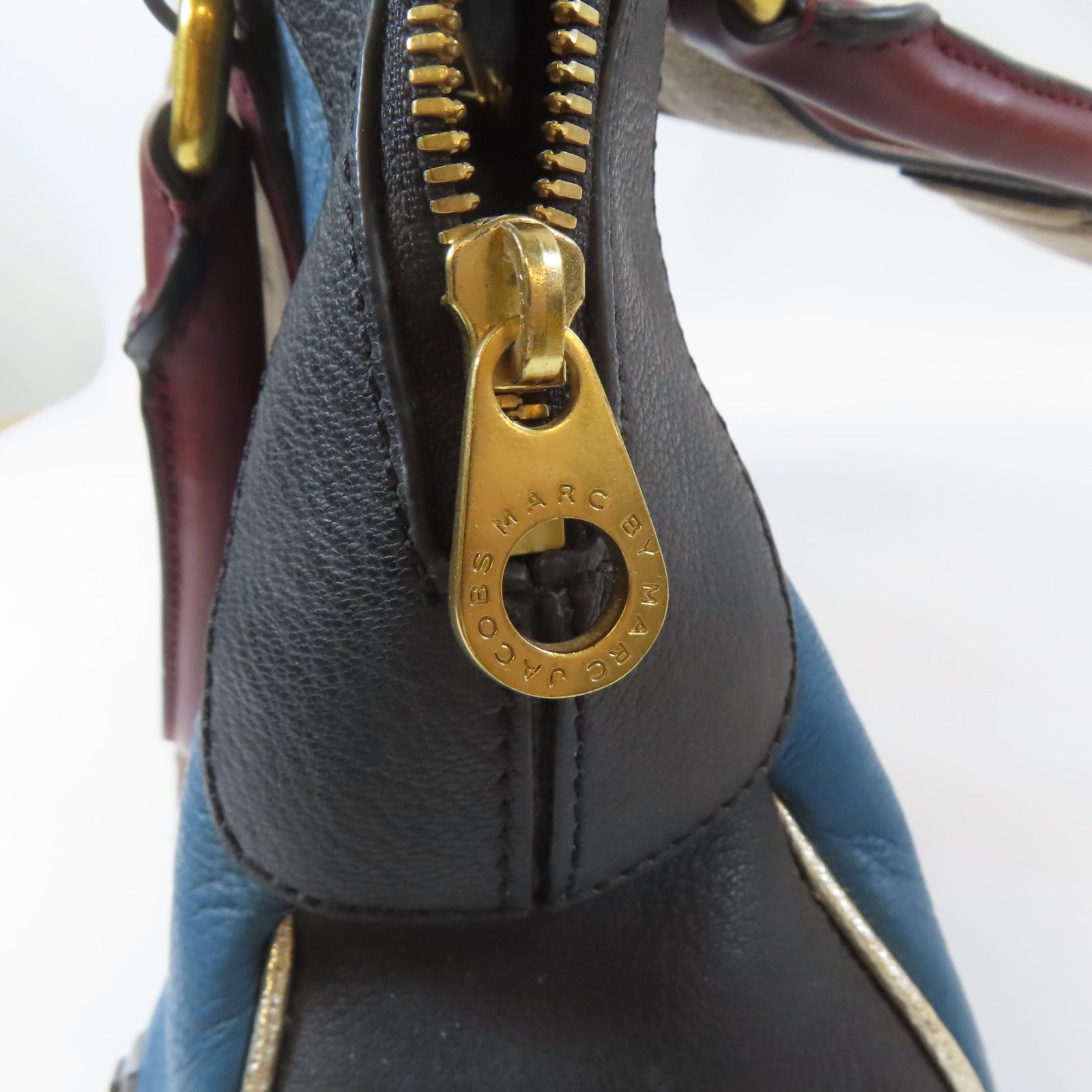 MARC BY MARC JACOBS 牛皮皮革Hand Bag金扣手挽袋藍色/黑色/金色/啡色