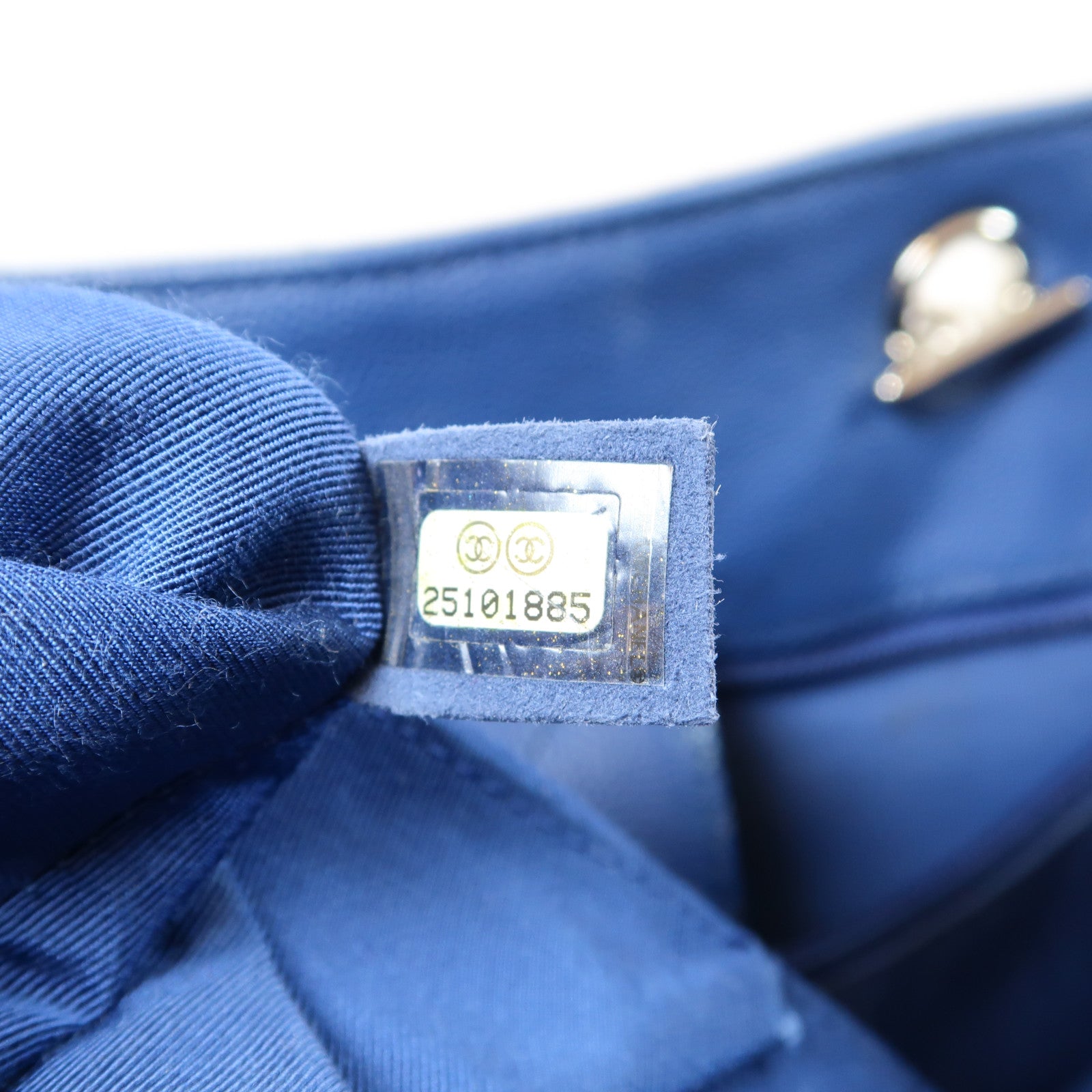 CHANEL 【激減優惠】菱格Caviar皮革GST銀扣鏈帶肩背袋藍色