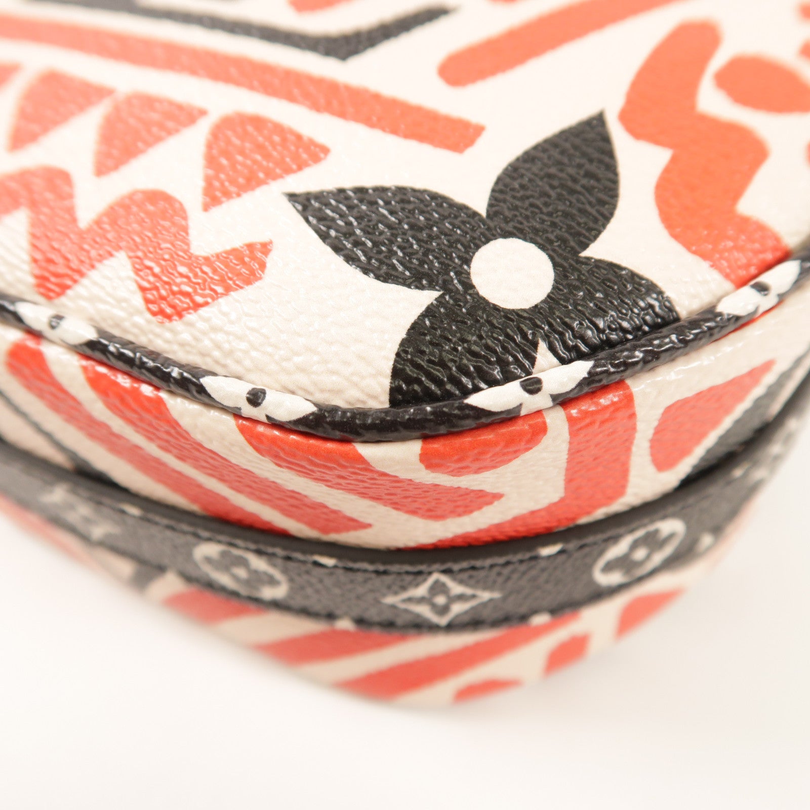 LOUIS VUITTON Monogram Giant Crafty Boite Chapeau金扣肩背袋