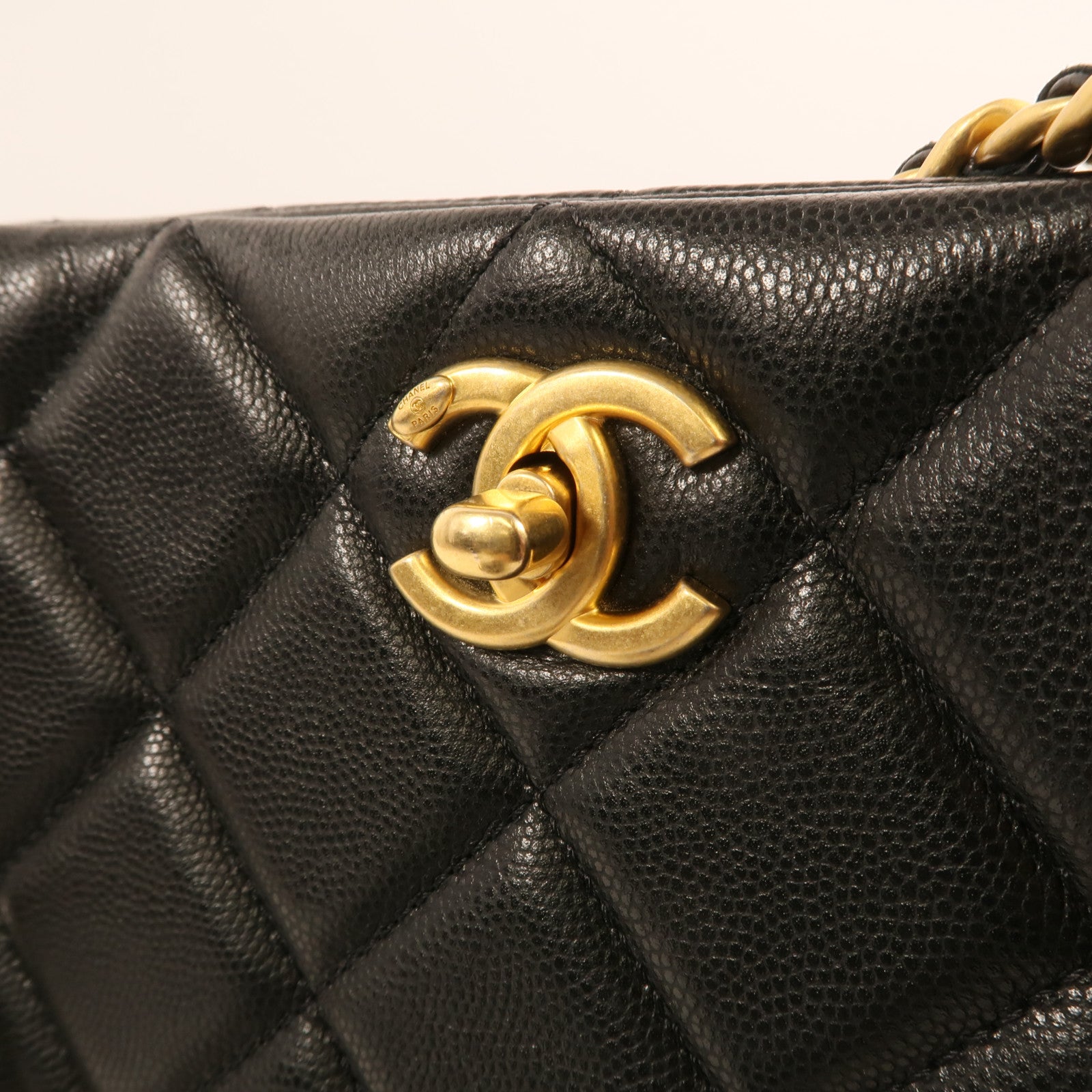CHANEL 牛皮皮革Quilted Timeless CC Chain Tote金扣鏈帶肩背袋