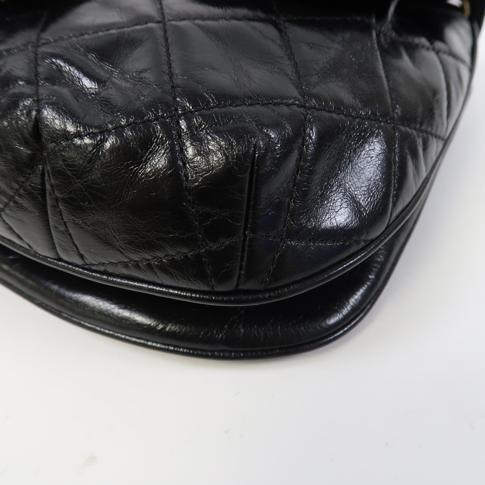 CHANEL 菱格牛皮皮革Chain Shoulder金扣鏈帶肩背袋黑色