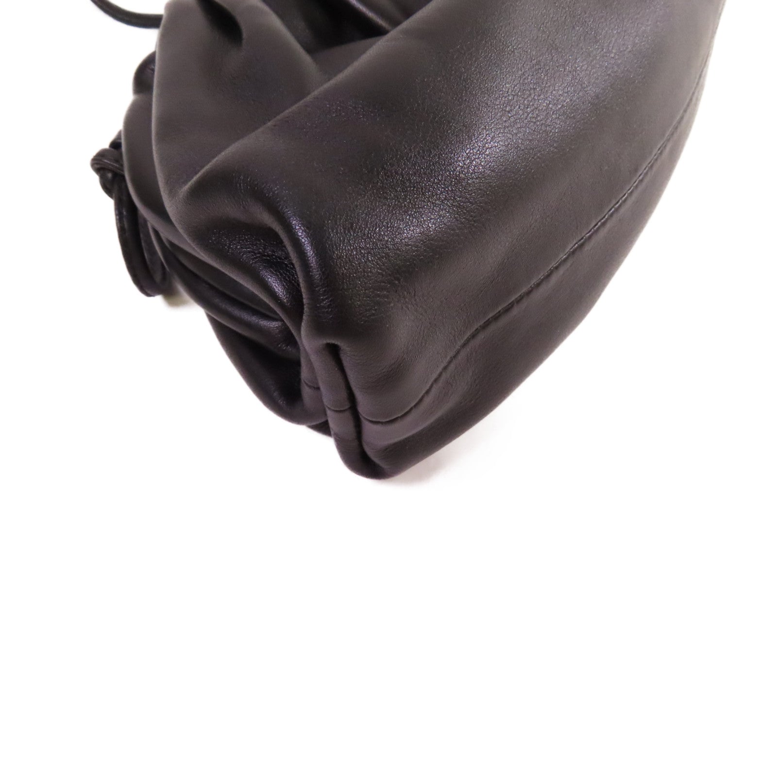 BOTTEGA VENETA 【激減優惠】牛皮皮革Mini Pouch Shoulder Bag肩背袋黑色
