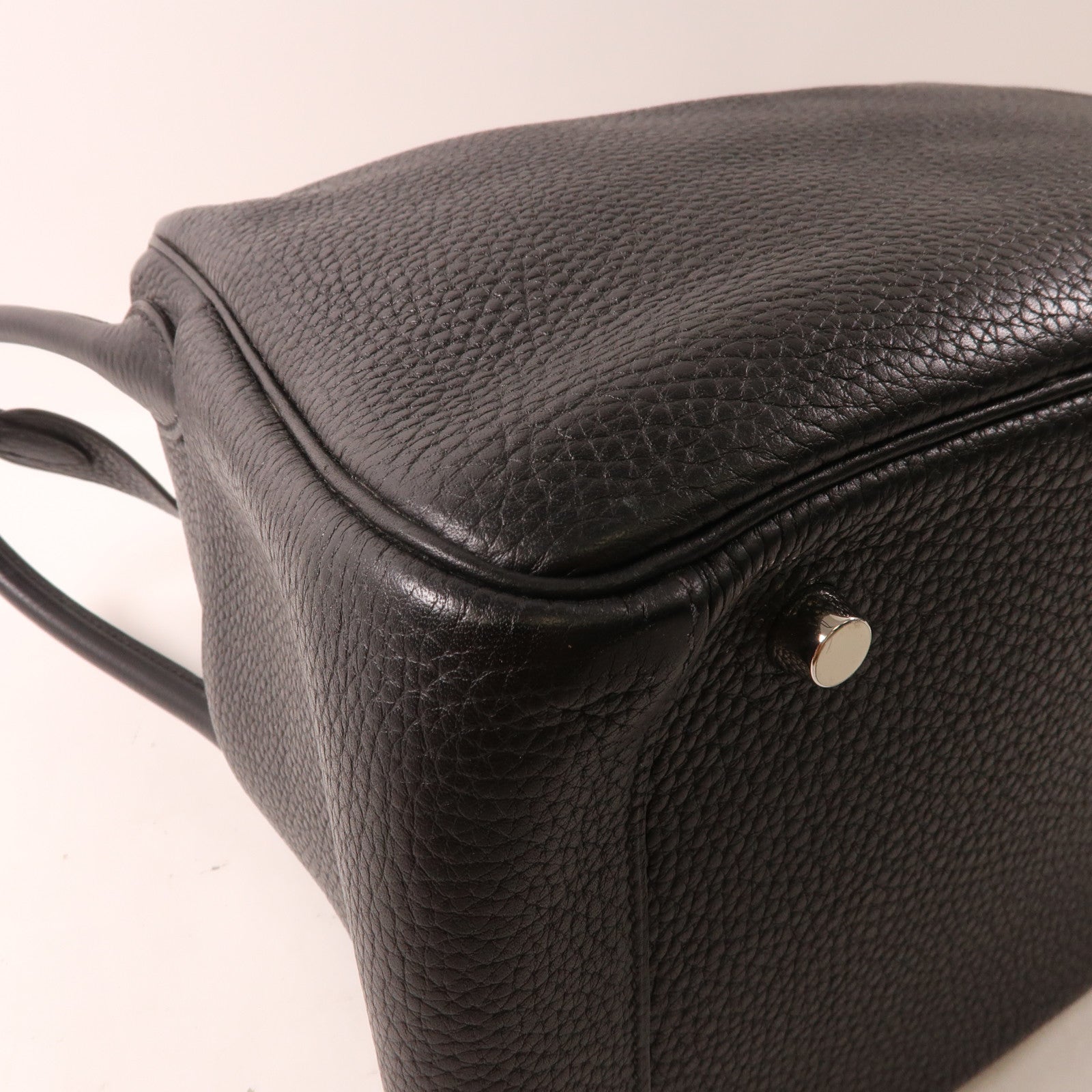 HERMES Clemence皮革Lindy 30銀扣肩背袋Noir黑色