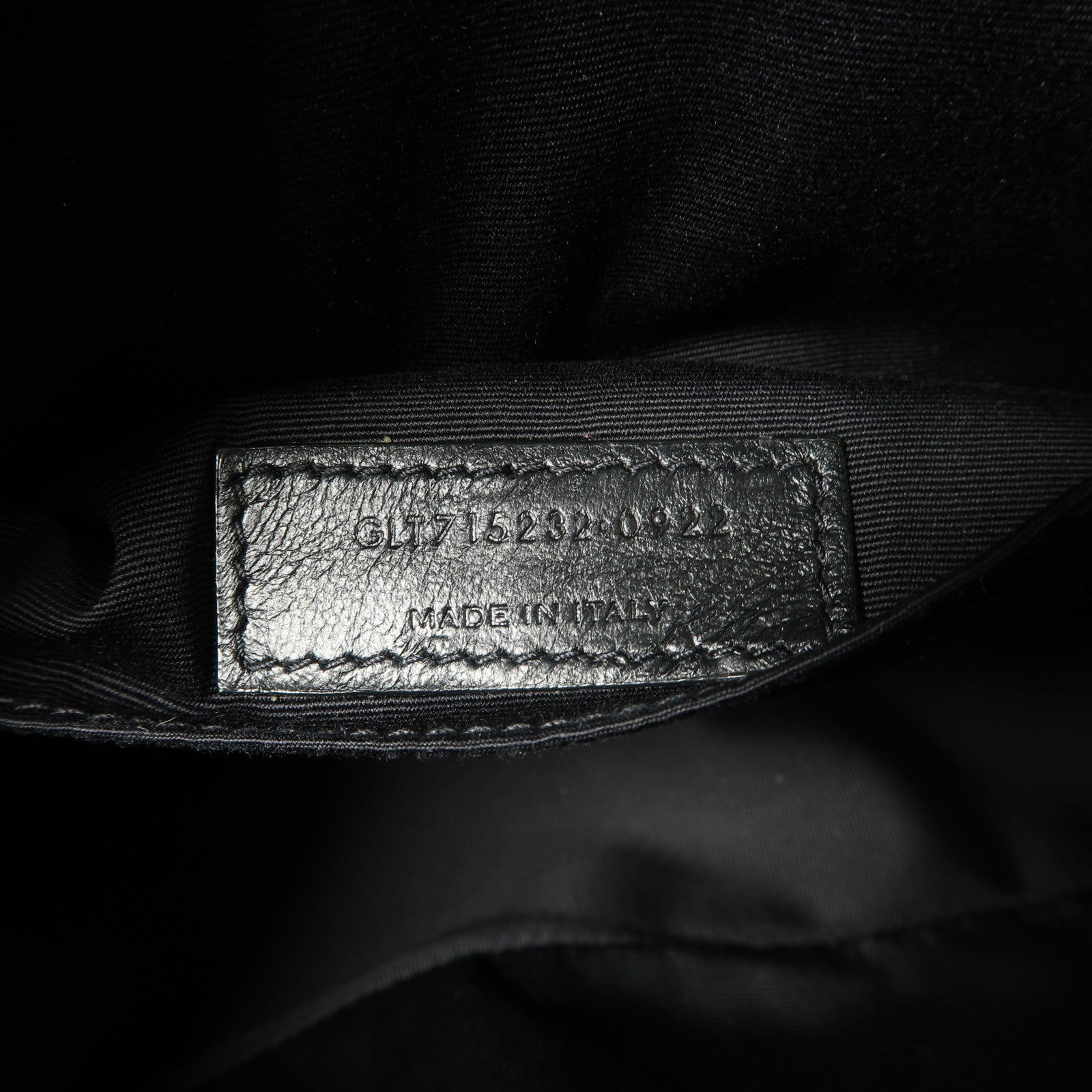 SAINT LAURENT 牛皮皮革Lou Camera肩背袋黑色