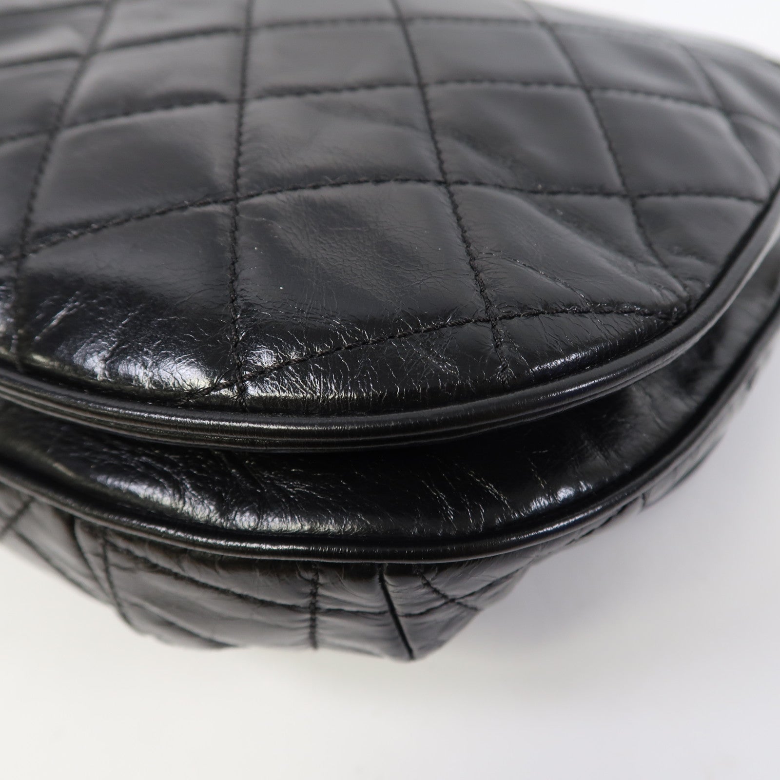 CHANEL 菱格牛皮皮革Chain Shoulder金扣鏈帶肩背袋黑色