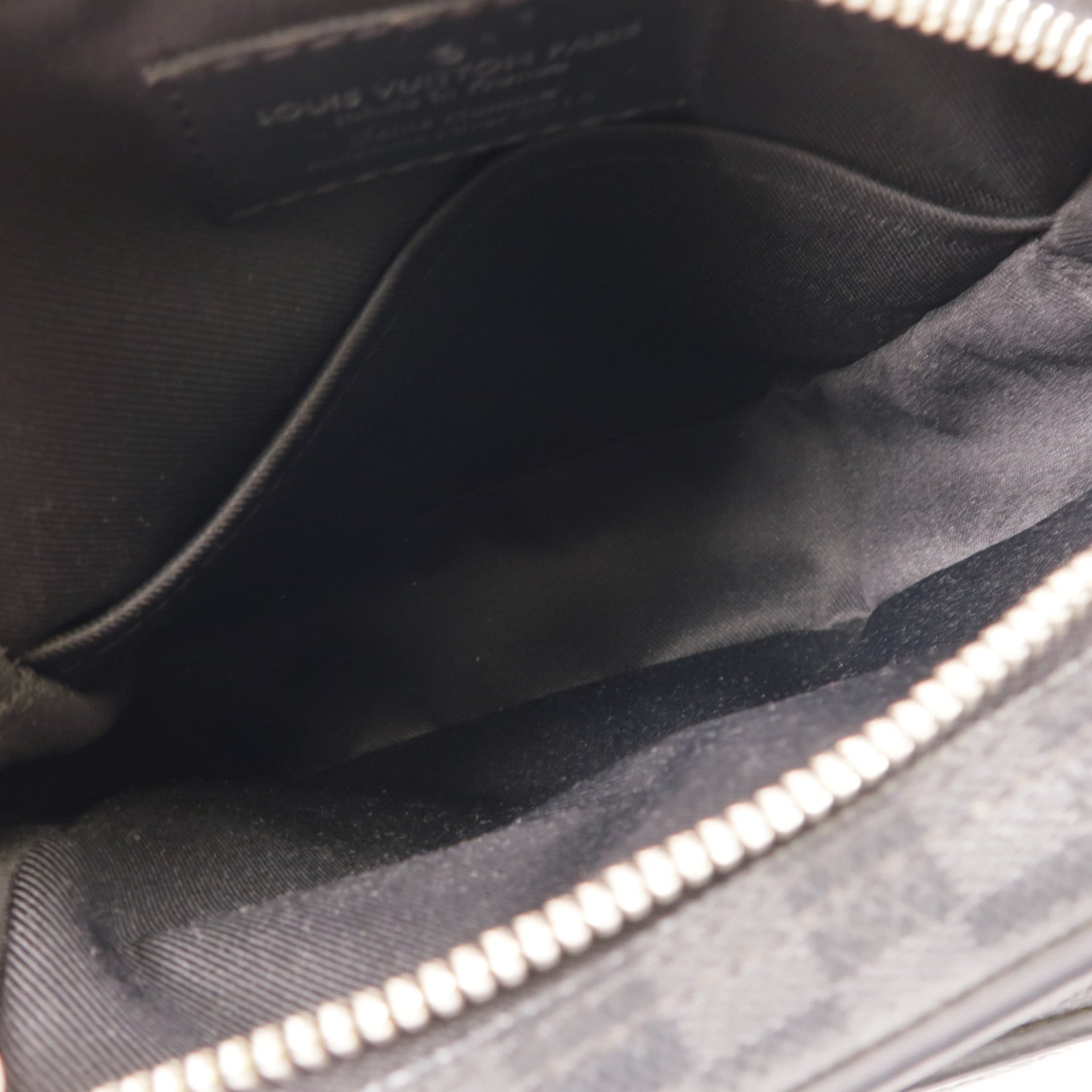 LOUIS VUITTON Damier Graphite Christopher Nemeth Amazon銀扣肩背袋