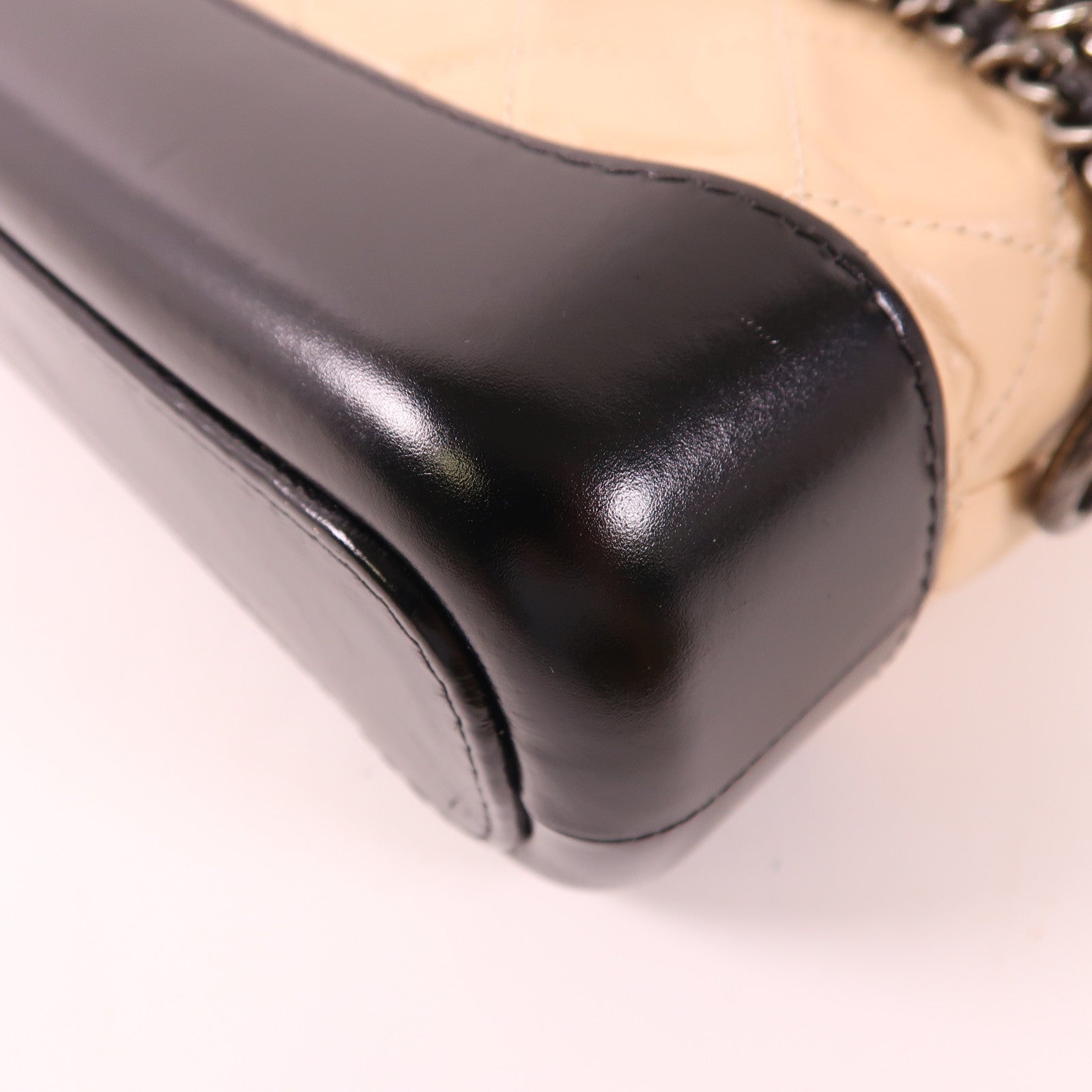 CHANEL 牛皮皮革Gabrielle Small鏈帶肩背袋