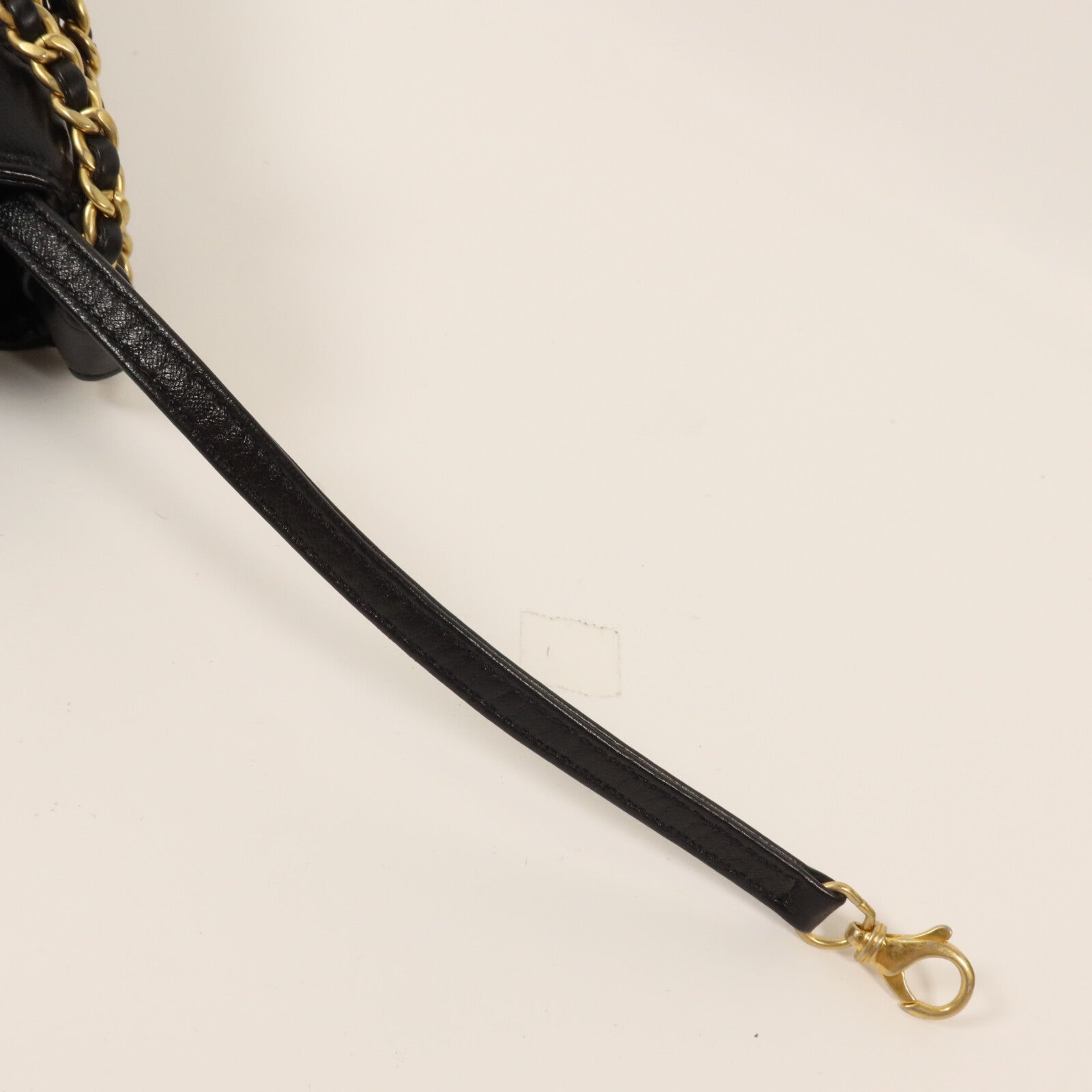 CHANEL 牛皮皮革Hobo bag鏈帶肩背袋