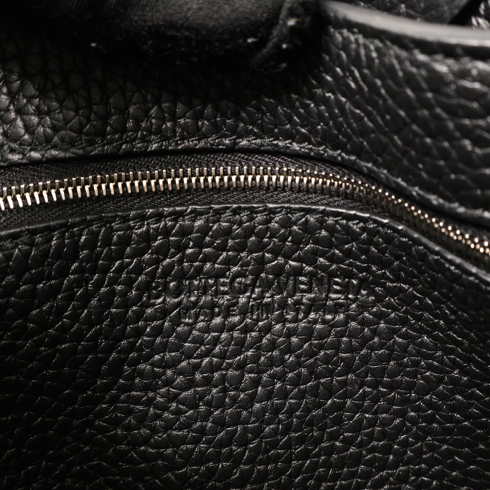 BOTTEGA VENETA 牛皮皮革Diago肩背袋