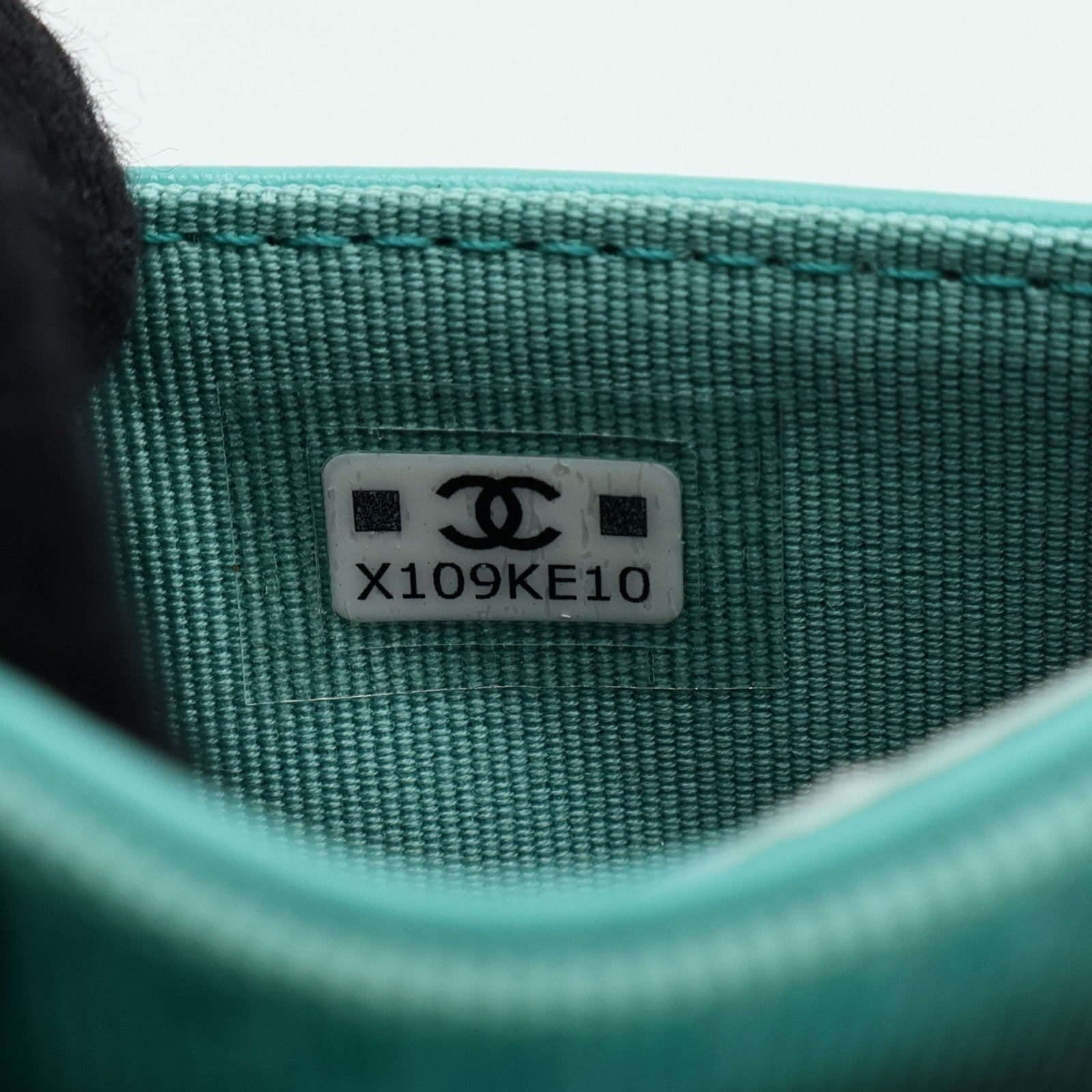 CHANEL 牛皮皮革Chanel 31 Cardholder金扣卡片套