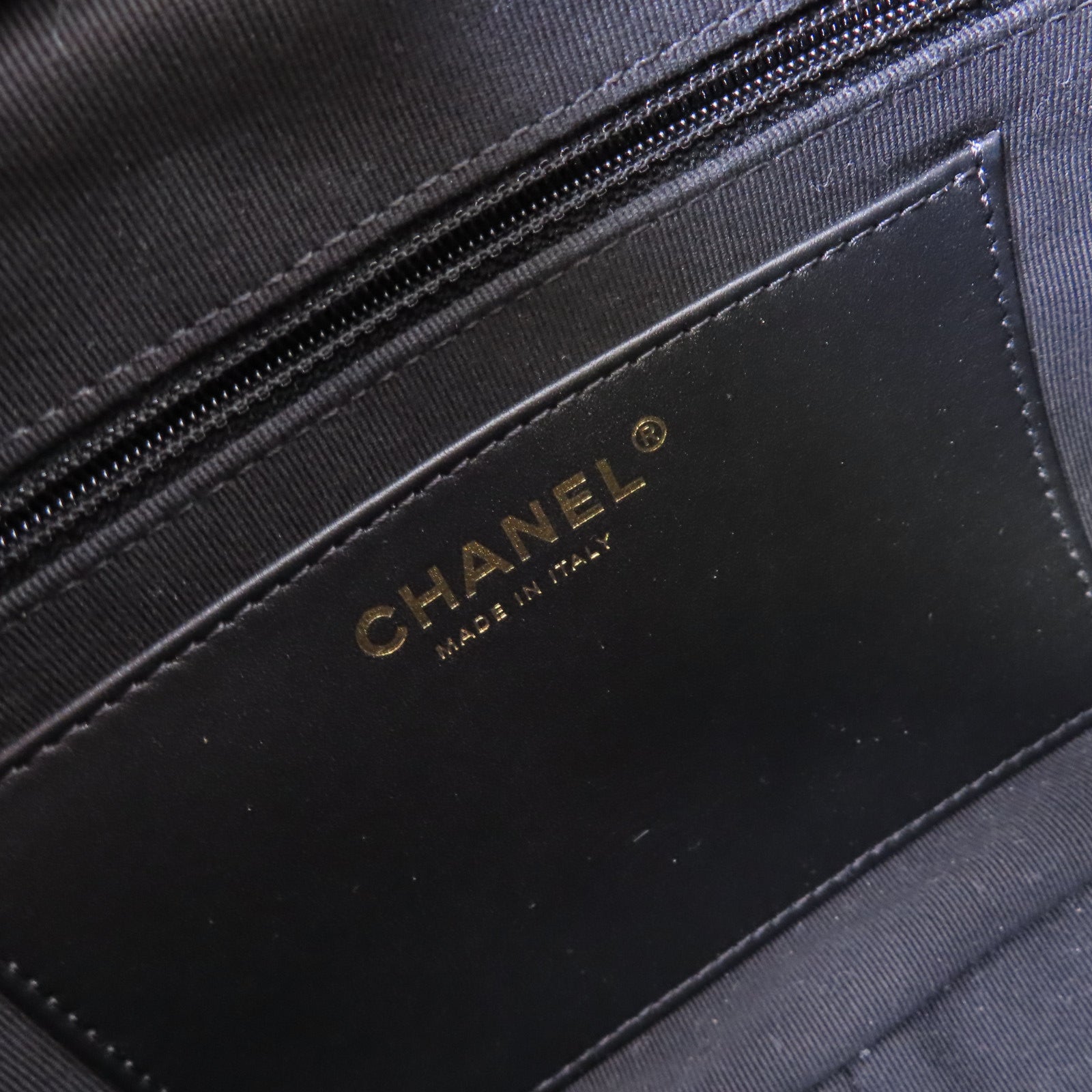 CHANEL 【激減優惠】菱格羊皮皮革Hobo Shoulder Bag金扣肩背袋黑色