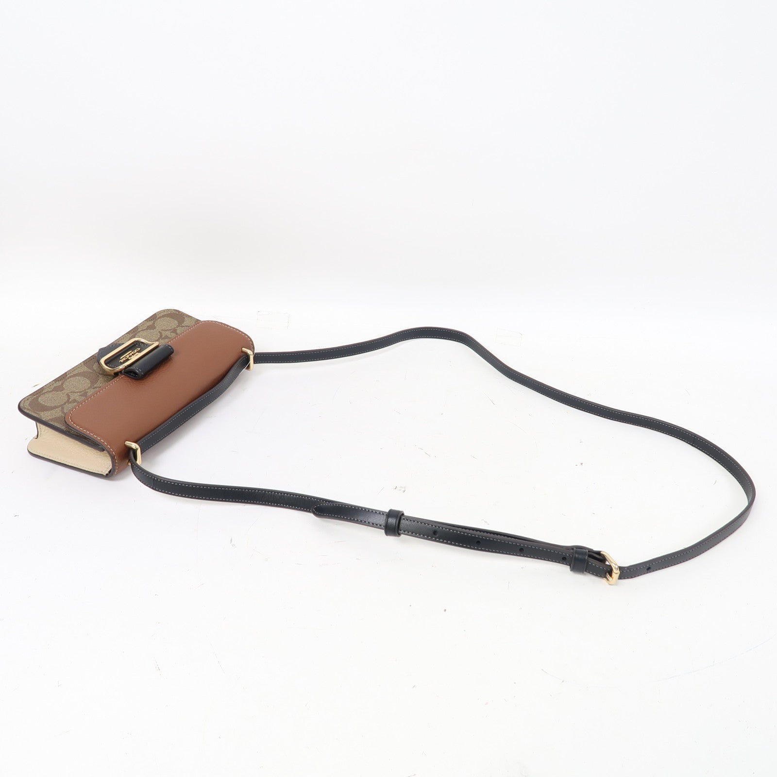 COACH 塗層帆布/牛皮皮革Shoulder Bag金扣肩背袋啡色