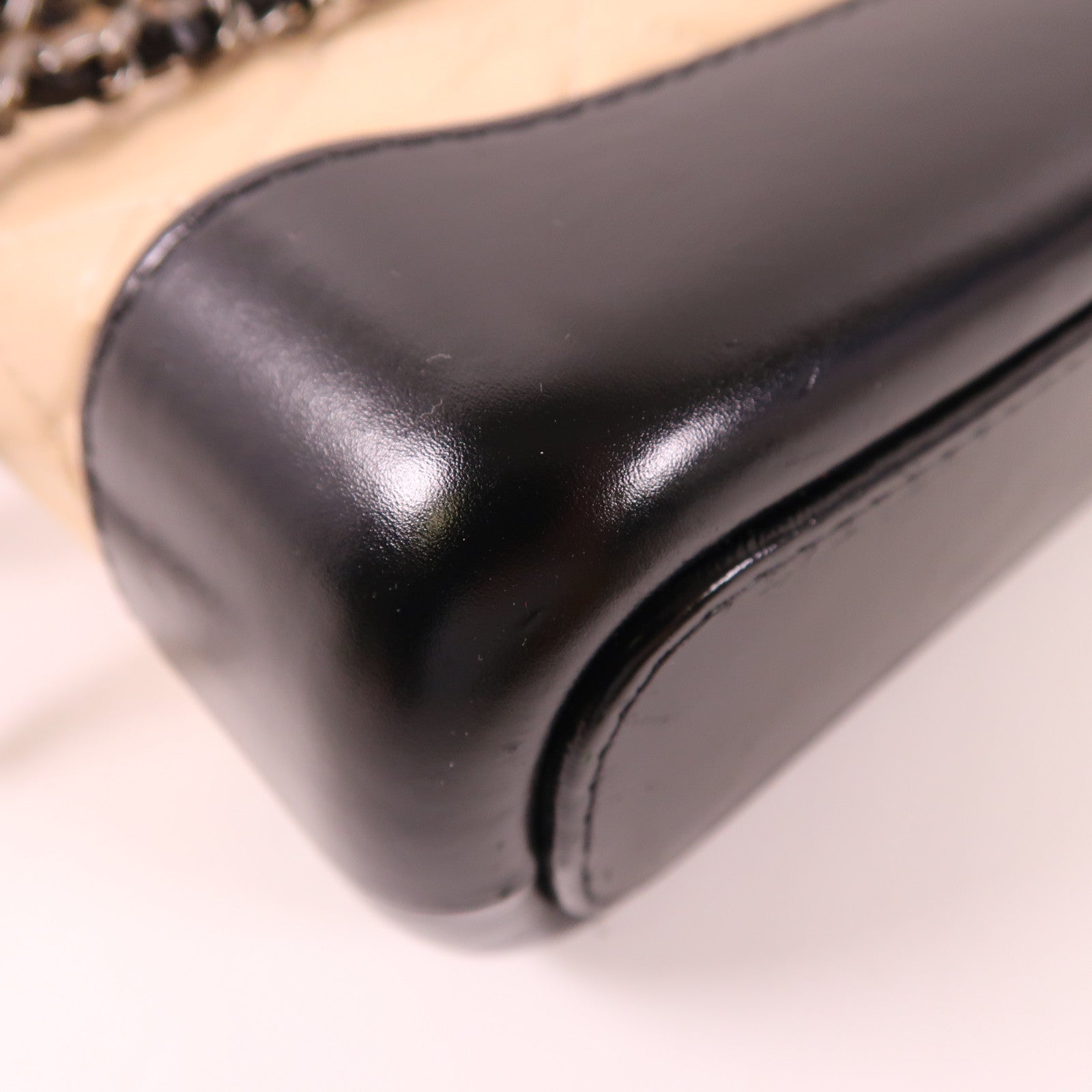 CHANEL 牛皮皮革Gabrielle Small鏈帶肩背袋