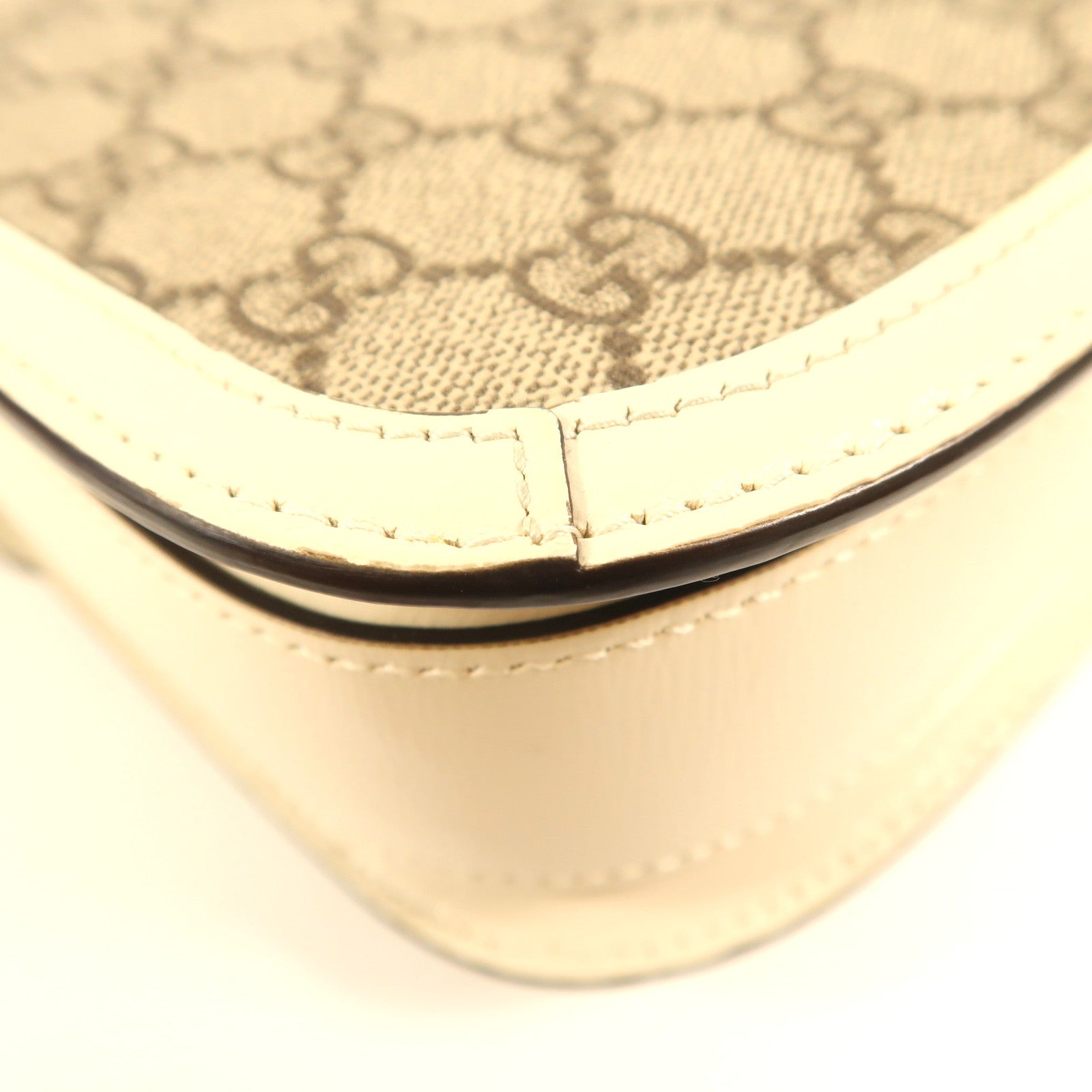 GUCCI 塗層帆布Horsebit 1955金扣肩背袋