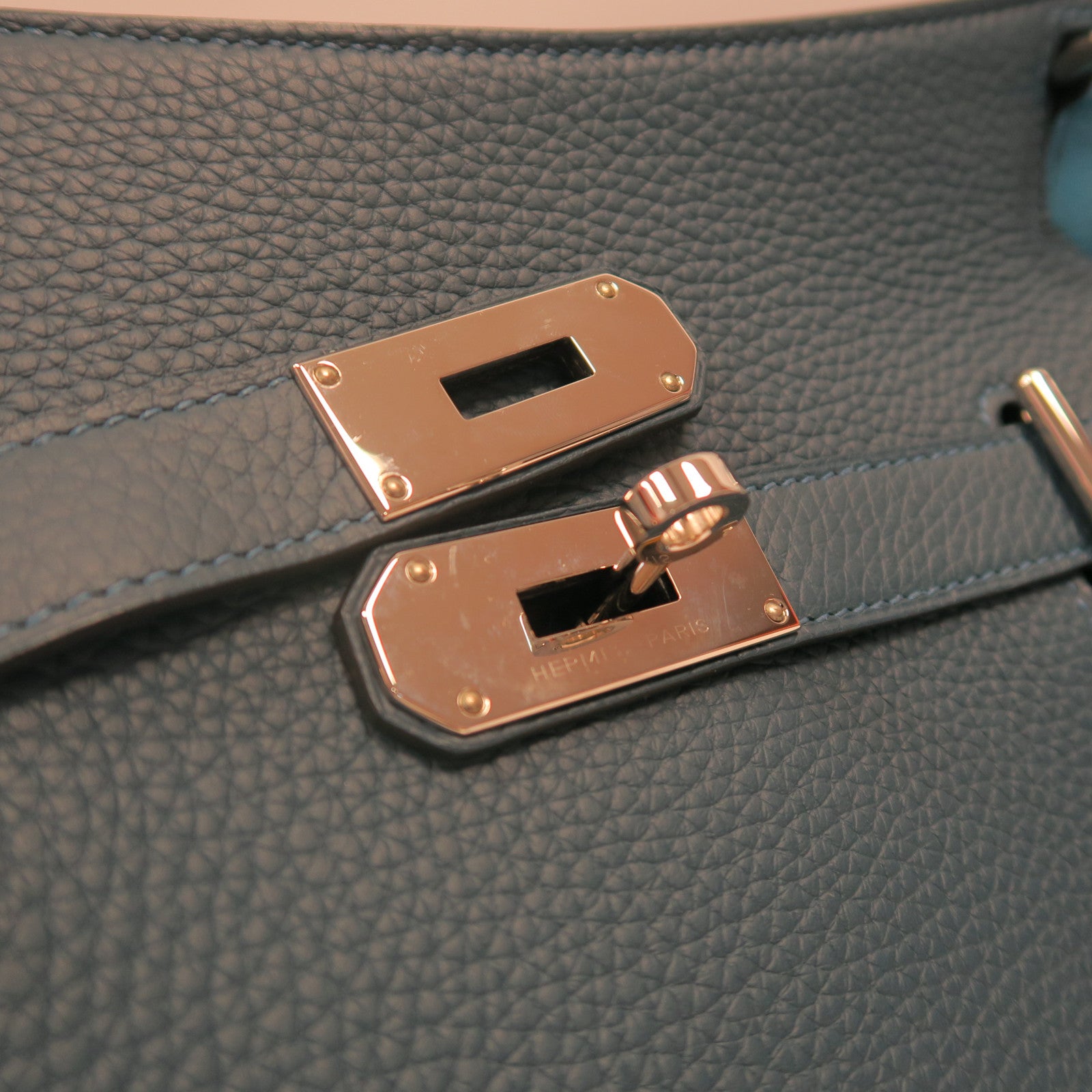 HERMES 【激減優惠】Clemence皮革Jypsiere 31銀扣肩背袋藍色