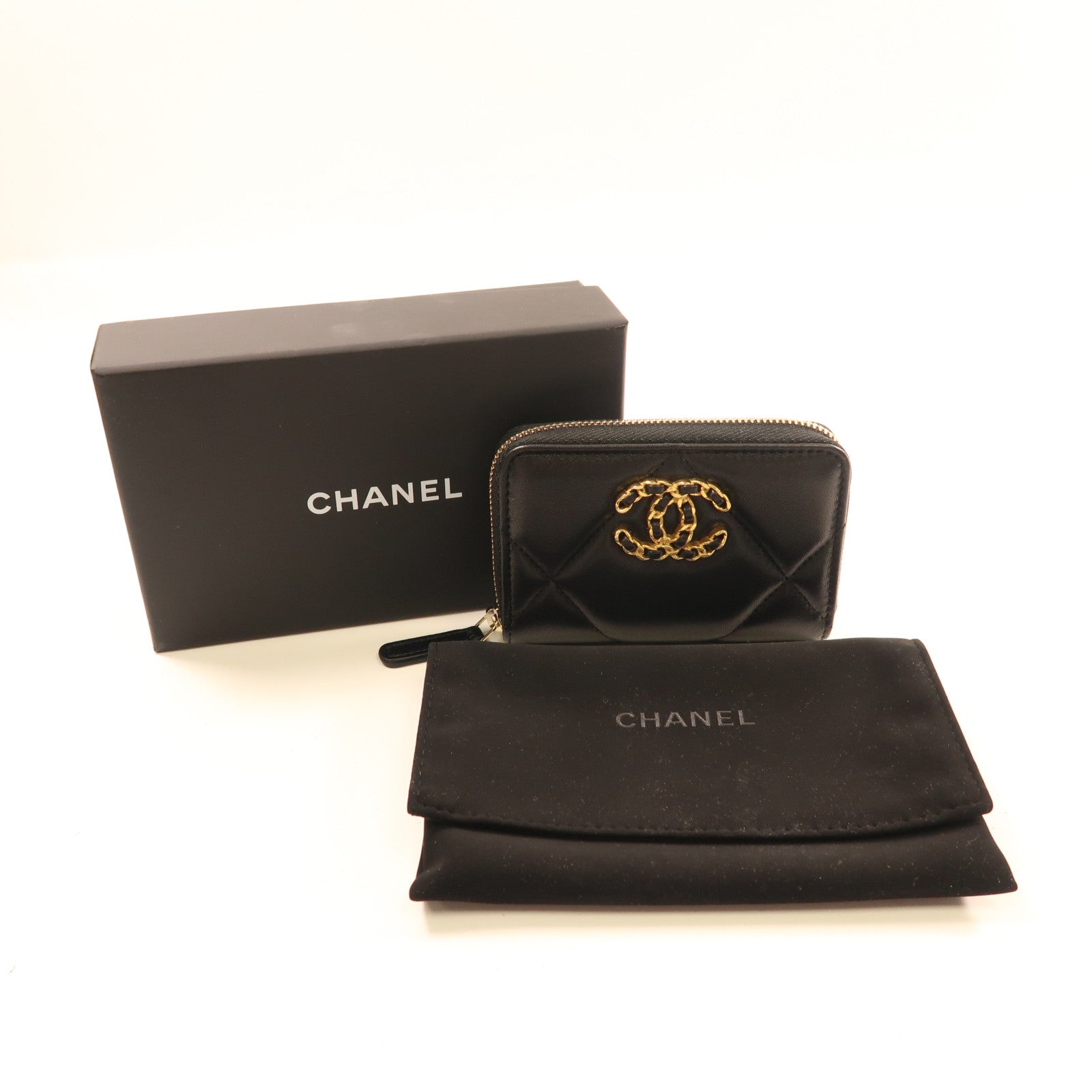 CHANEL 羊皮皮革Chanel 19 Card Case金扣卡片套