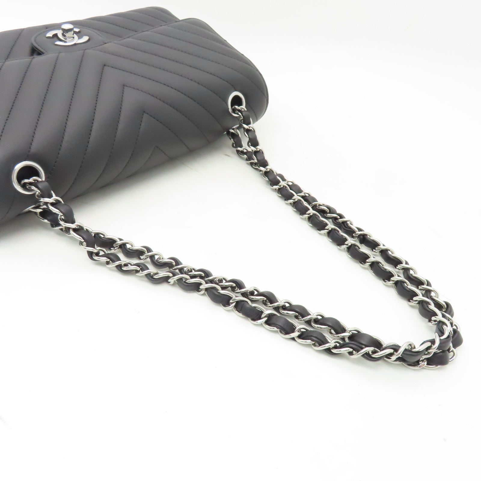 CHANEL 【激減優惠】斜紋牛皮皮革Chain Shoulder銀扣鏈帶肩背袋黑色