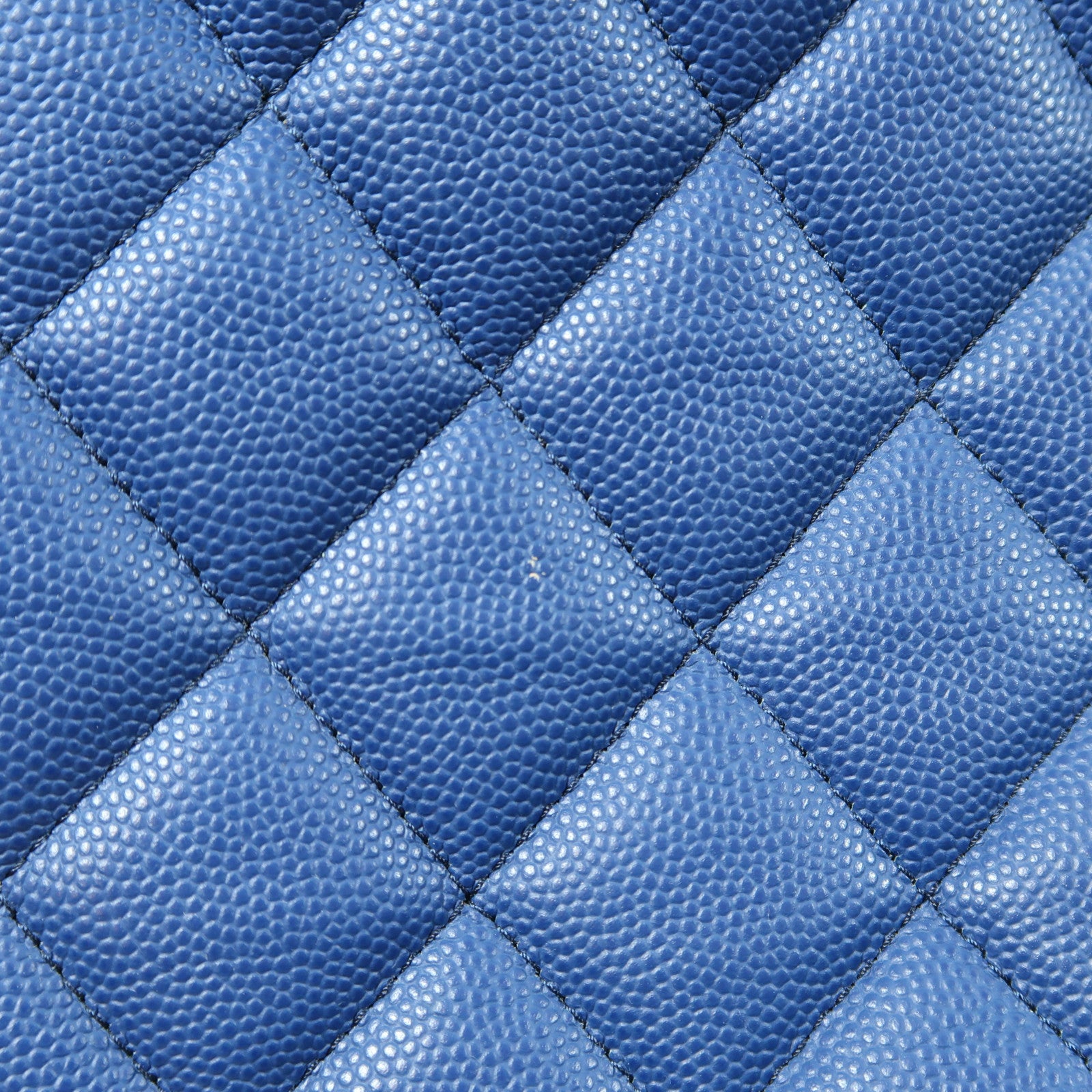 CHANEL 【激減優惠】菱格Caviar皮革GST銀扣鏈帶肩背袋藍色