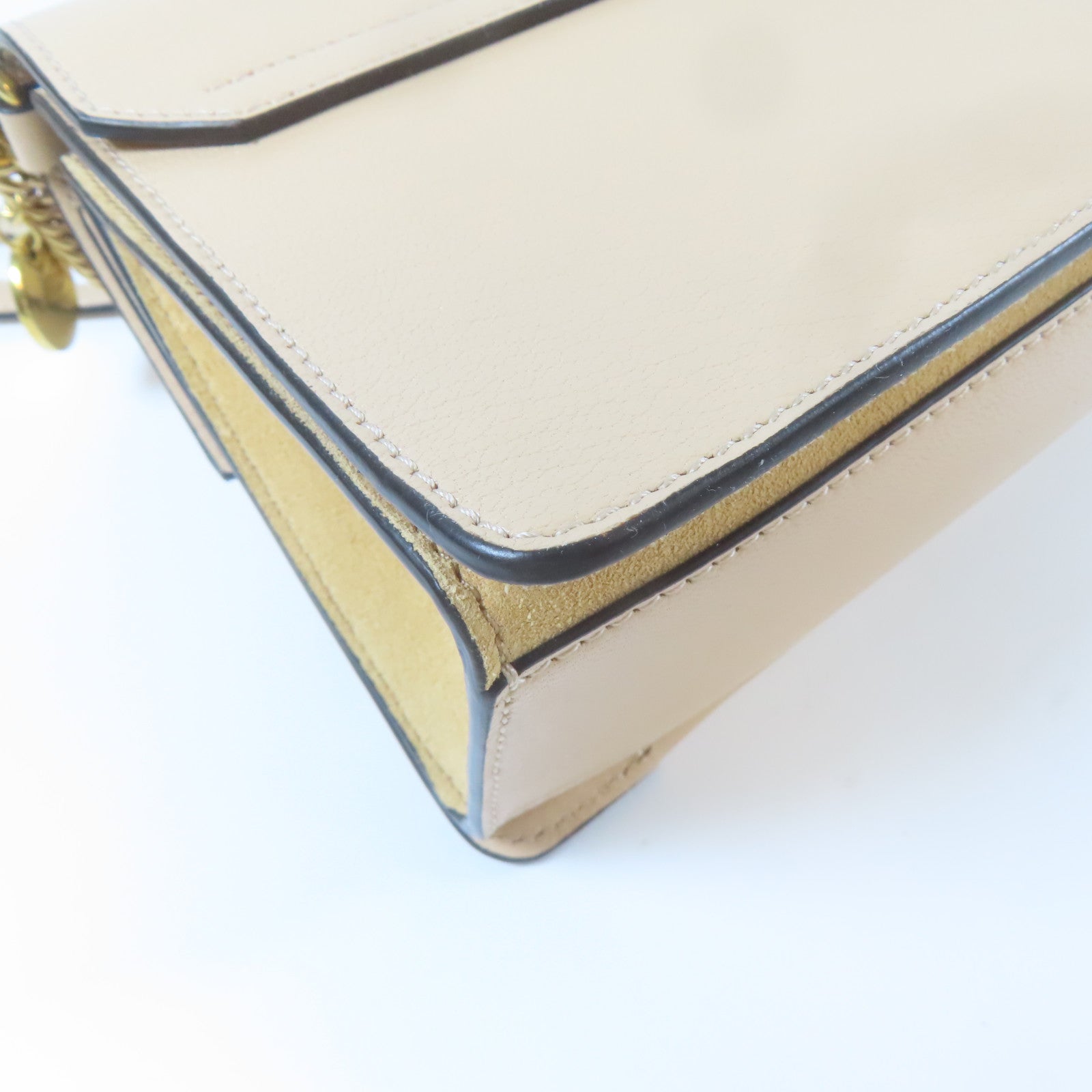 GIVENCHY 【激減優惠】牛皮皮革Shoulder Bag金扣手挽肩背兩用袋杏色