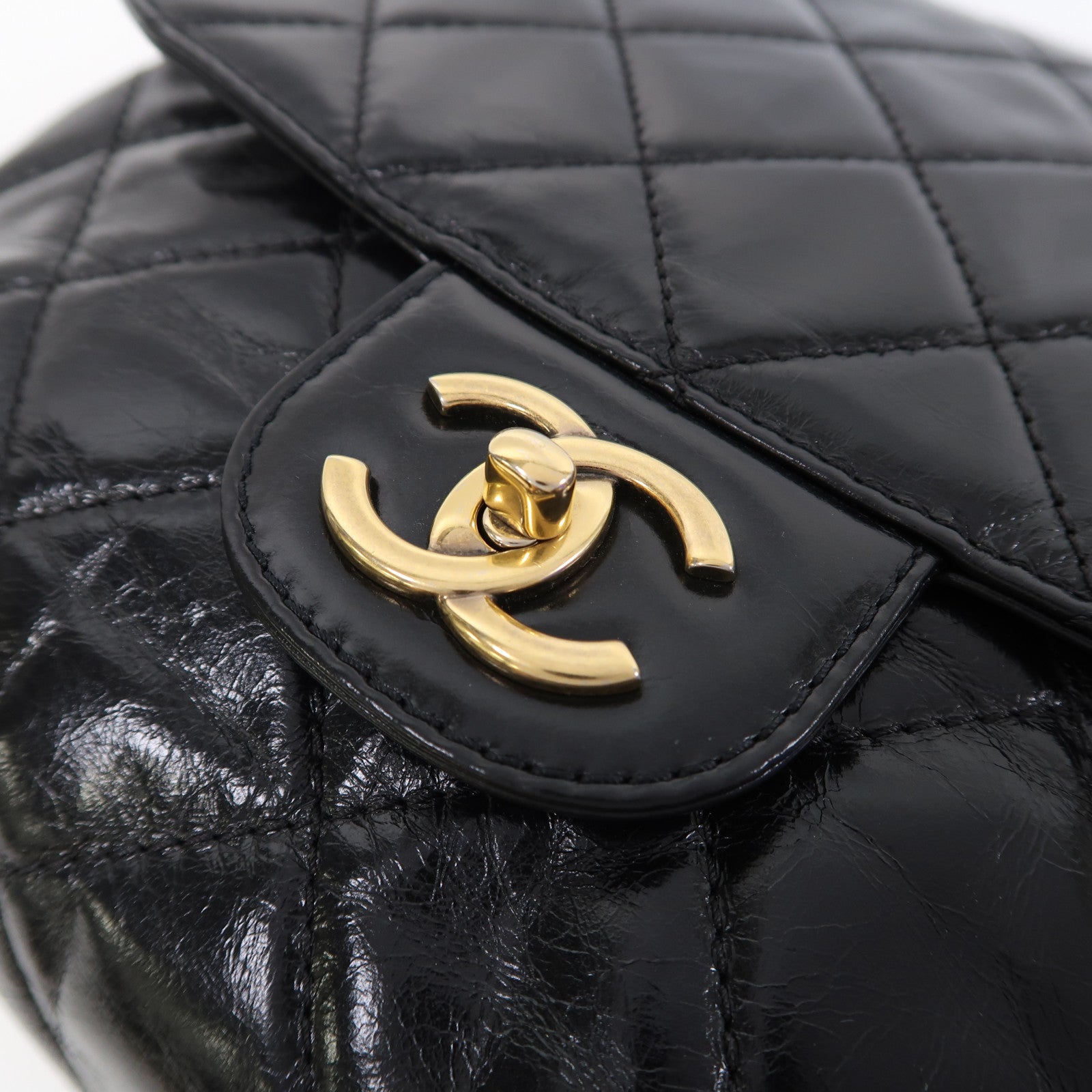 CHANEL 菱格牛皮皮革Chain Shoulder金扣鏈帶肩背袋黑色