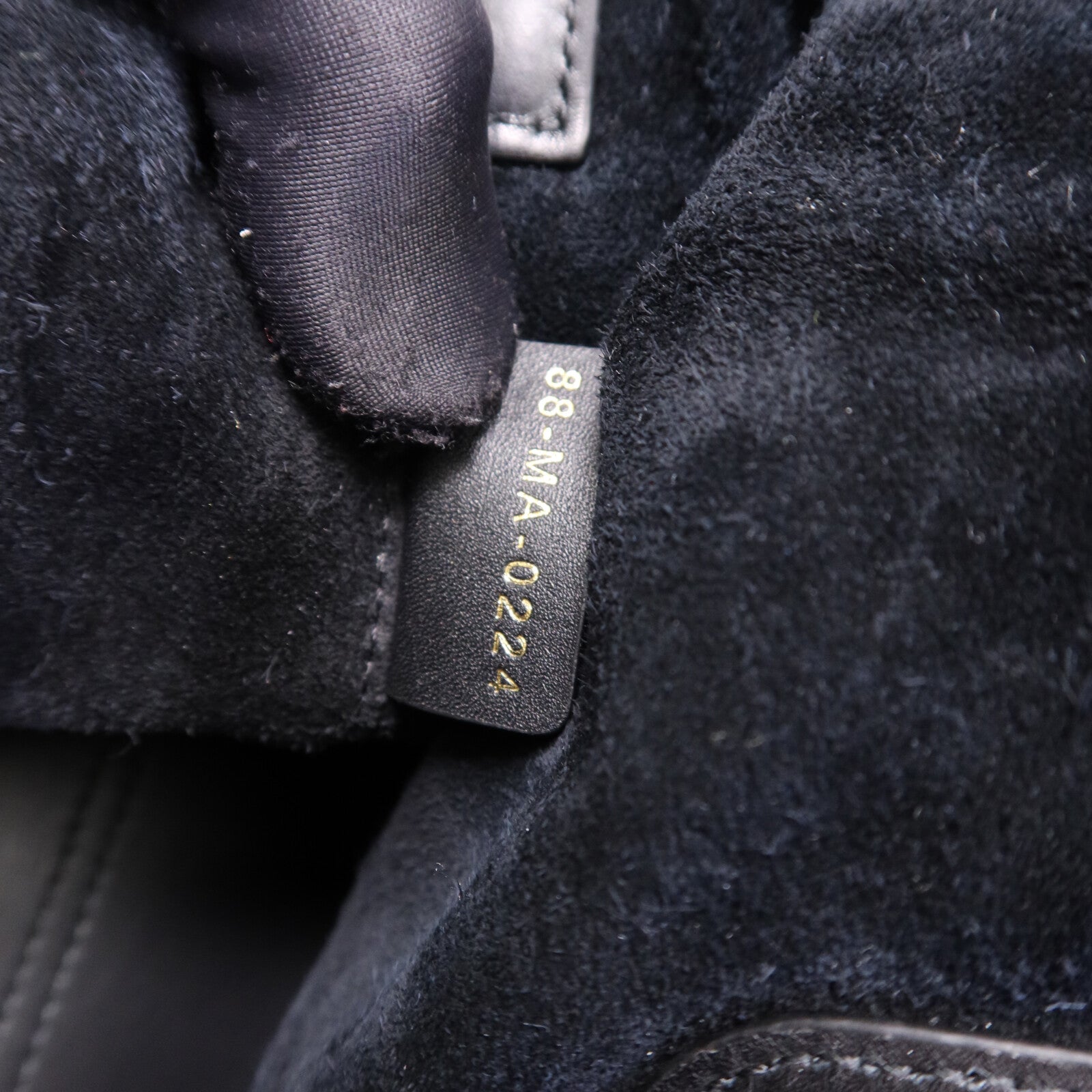 Dior 牛皮皮革Toujours Medium金扣肩背袋