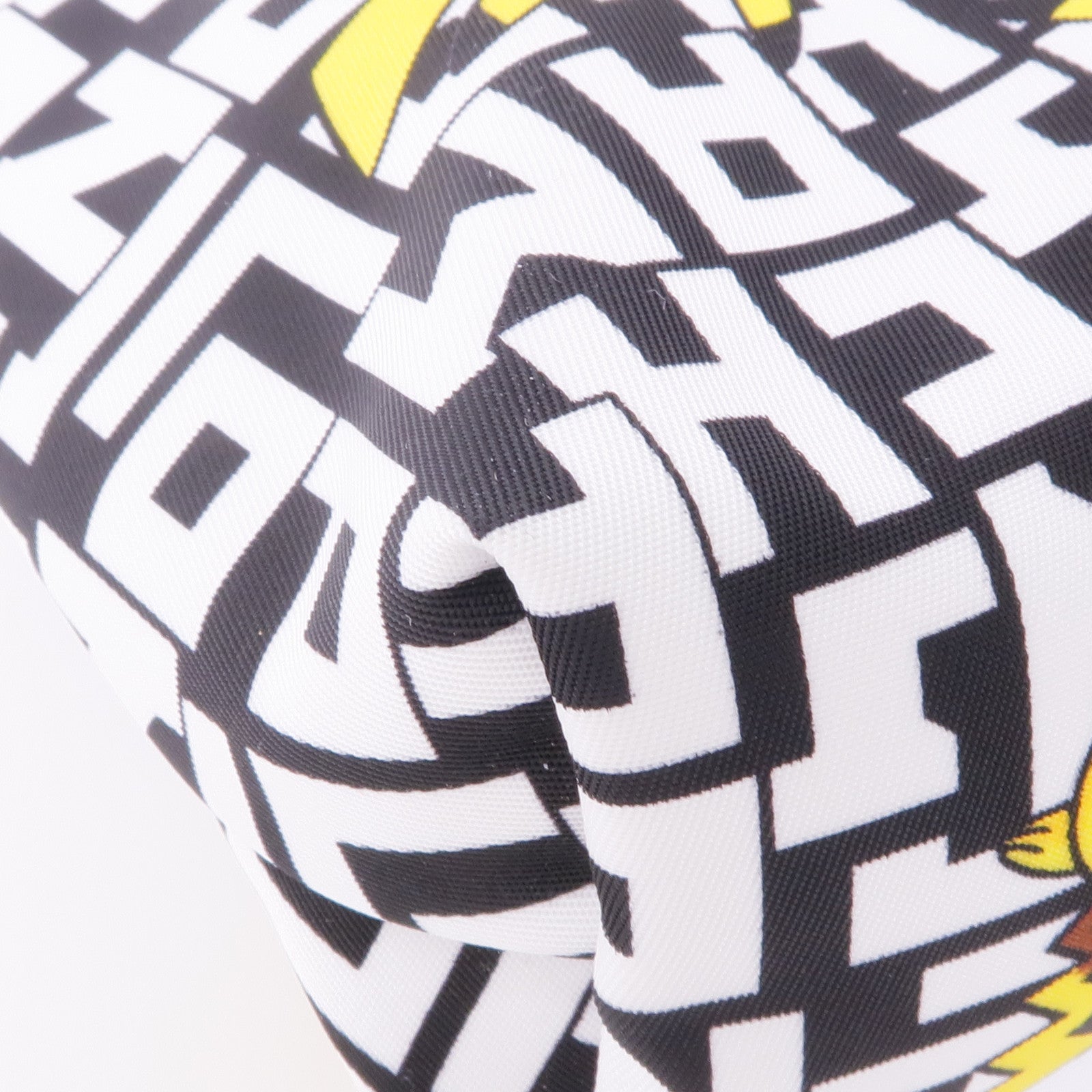 Longchamp 尼龍Pokemon Pouch銀扣手拿包