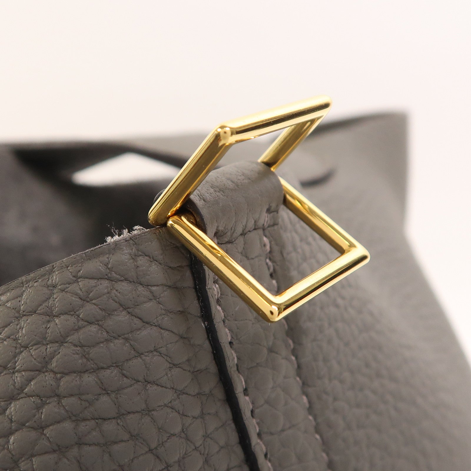 HERMES Clemence皮革Picotin MM金扣手挽袋Etain