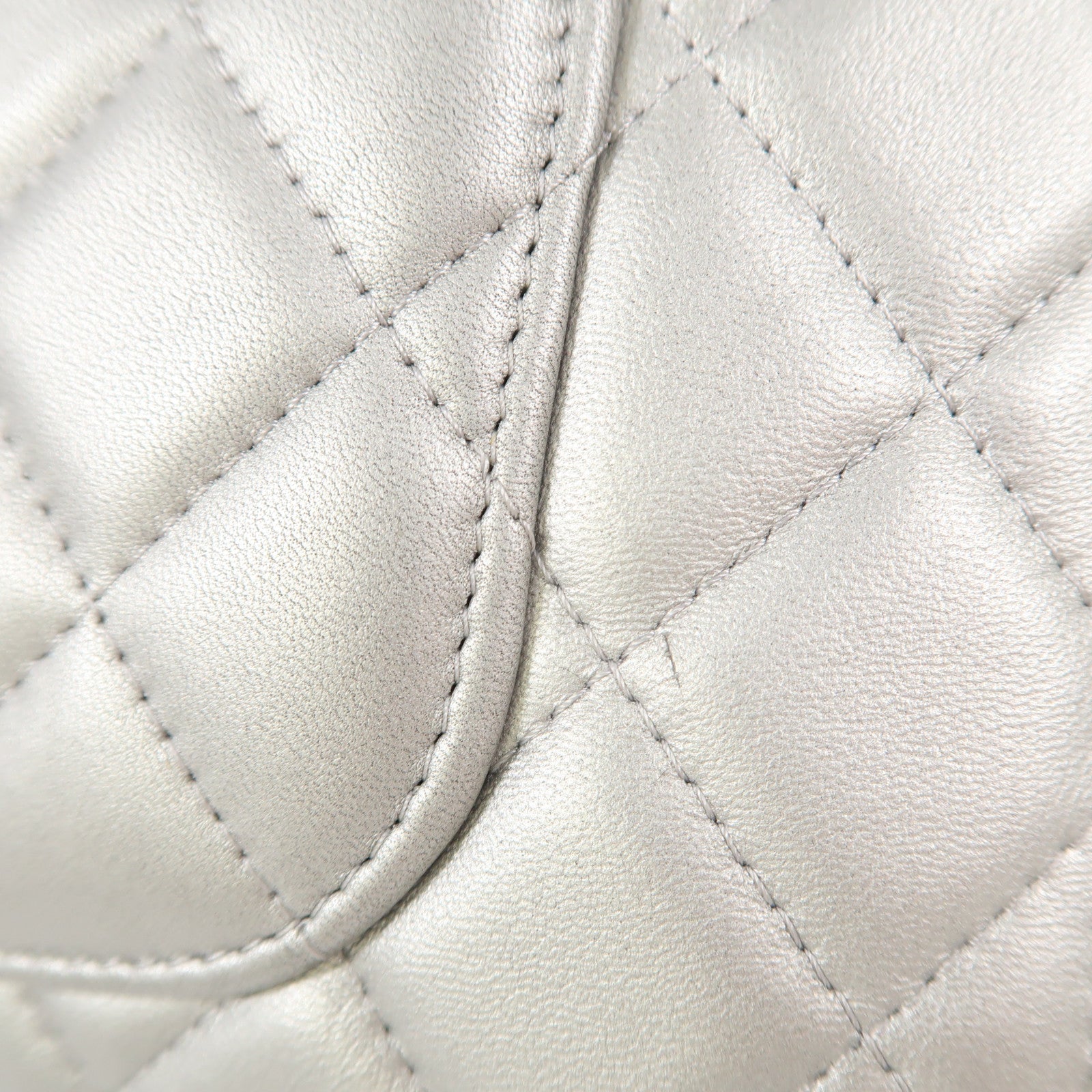 CHANEL CC Chain Shoulder Bag Lambskin Leather Silver