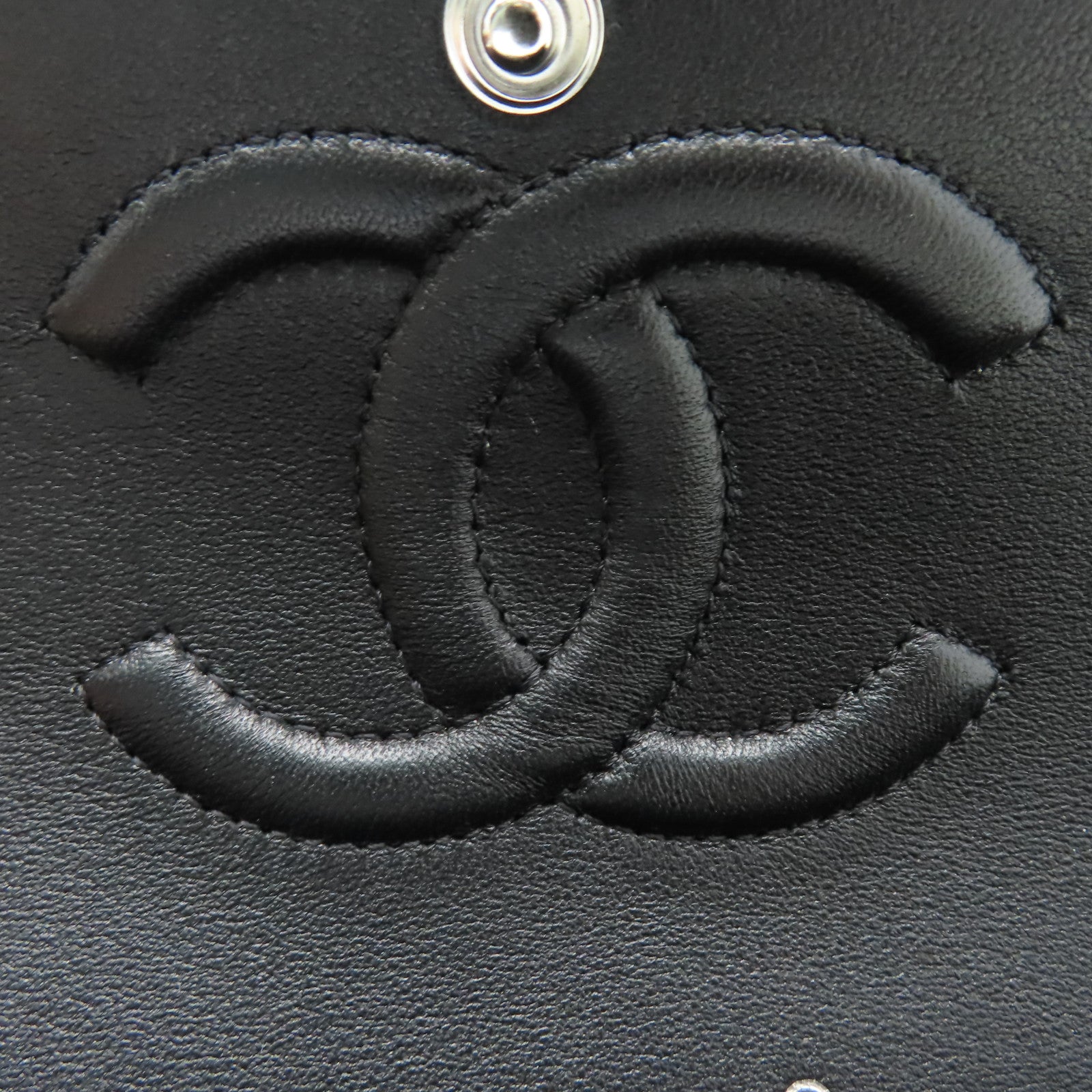CHANEL 【激減優惠】斜紋牛皮皮革Chain Shoulder銀扣鏈帶肩背袋黑色