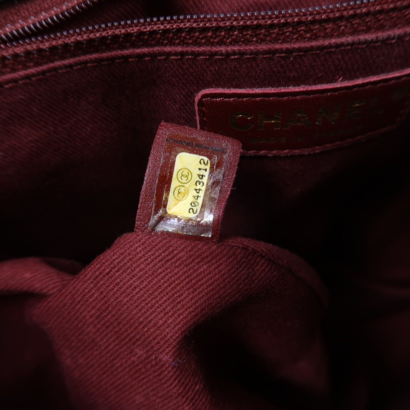 CHANEL 菱格牛皮皮革Chain Shoulder金扣鏈帶肩背袋黑色