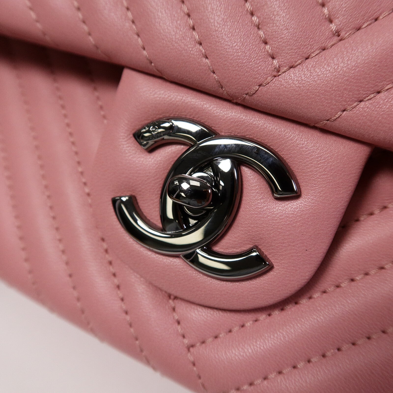 CHANEL 牛皮皮革Chain Shoulder Bag鏈帶肩背袋