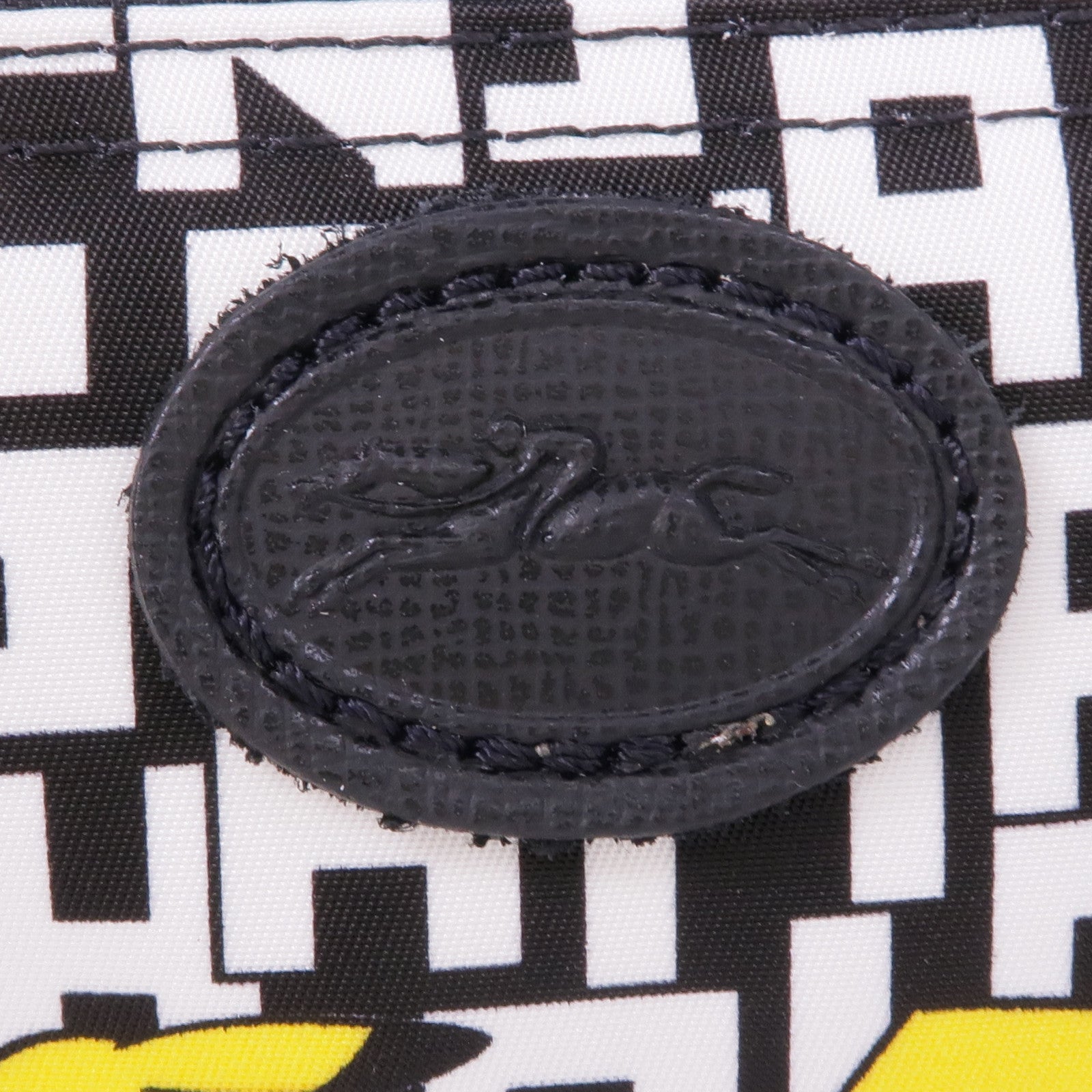 Longchamp 尼龍Pokemon Pouch銀扣手拿包