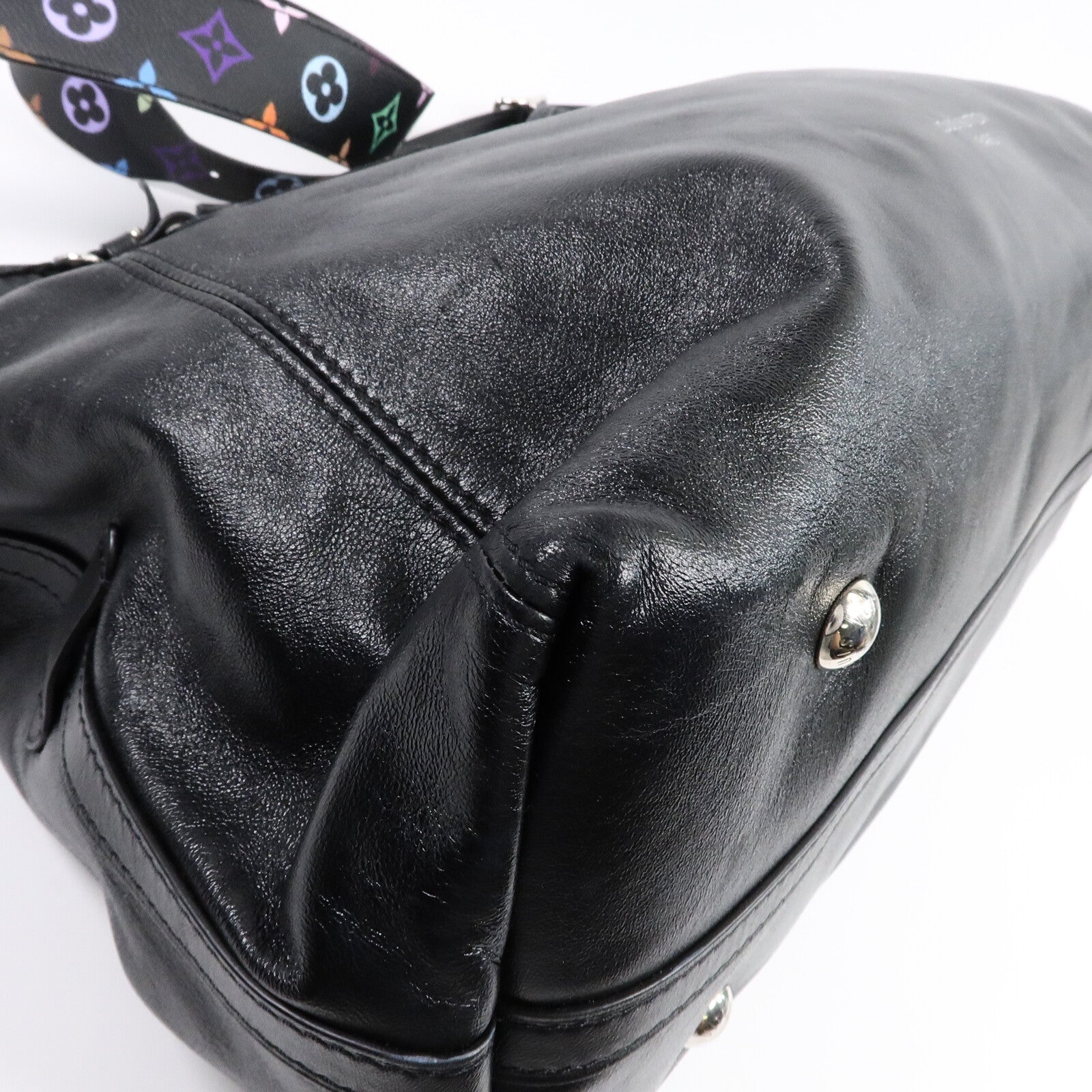 LOUIS VUITTON 羊皮皮革LVxTM Carryall Vibe MM肩背袋