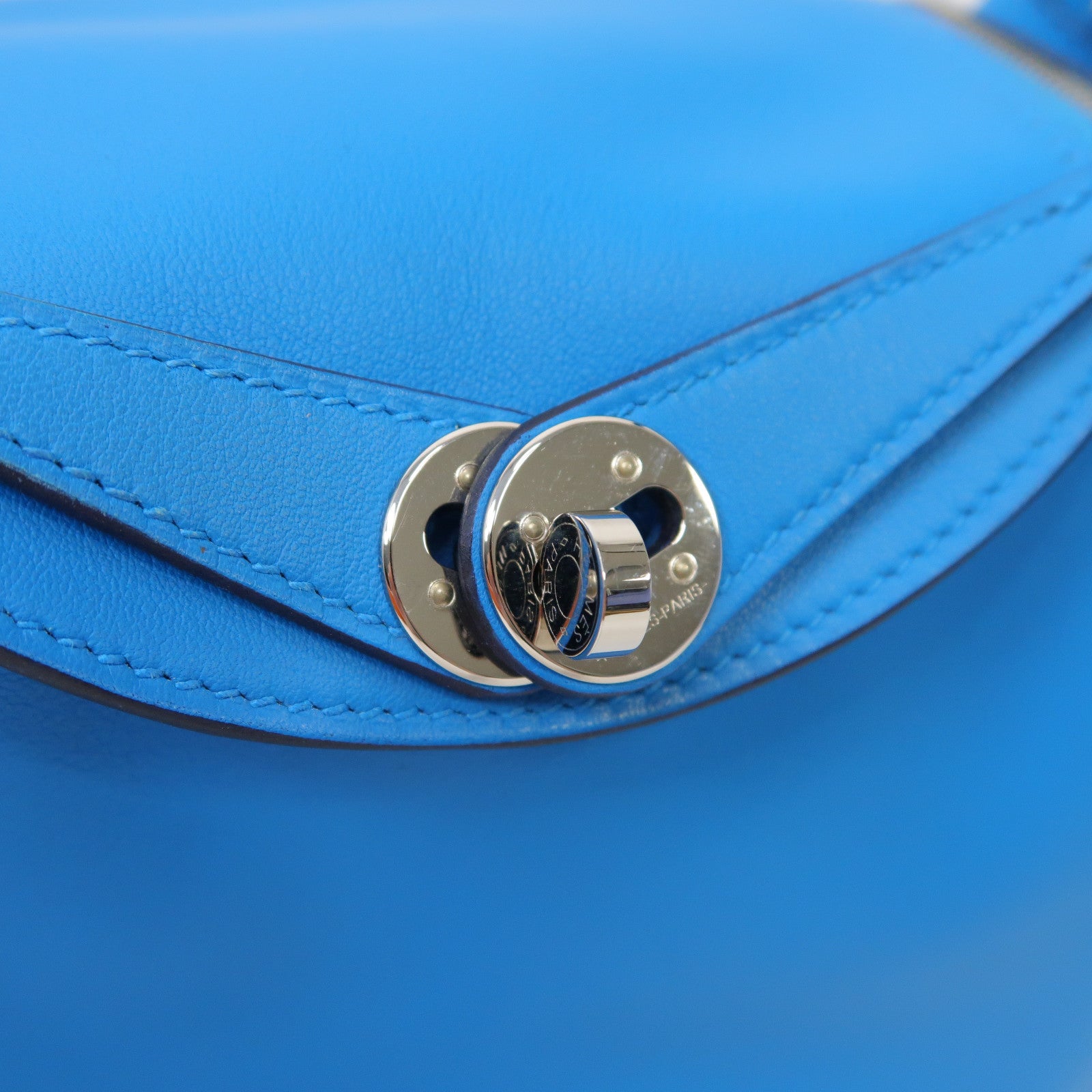 HERMES 【激減優惠】Swift皮革Mini Lindy銀扣手挽肩背兩用袋Bleu Frida藍色