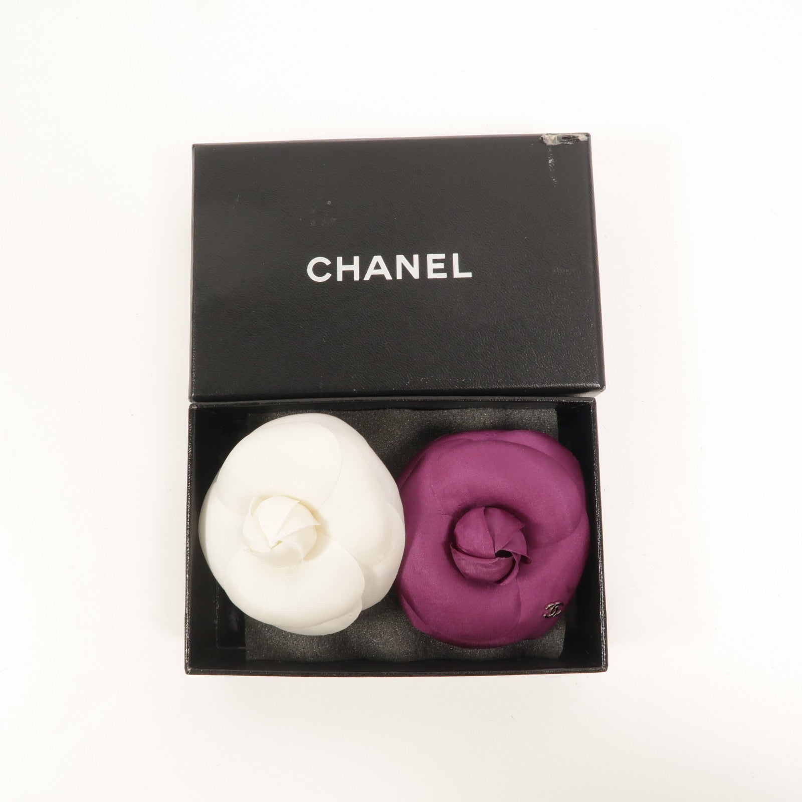 CHANEL Organza Camelia Brooch Set胸針