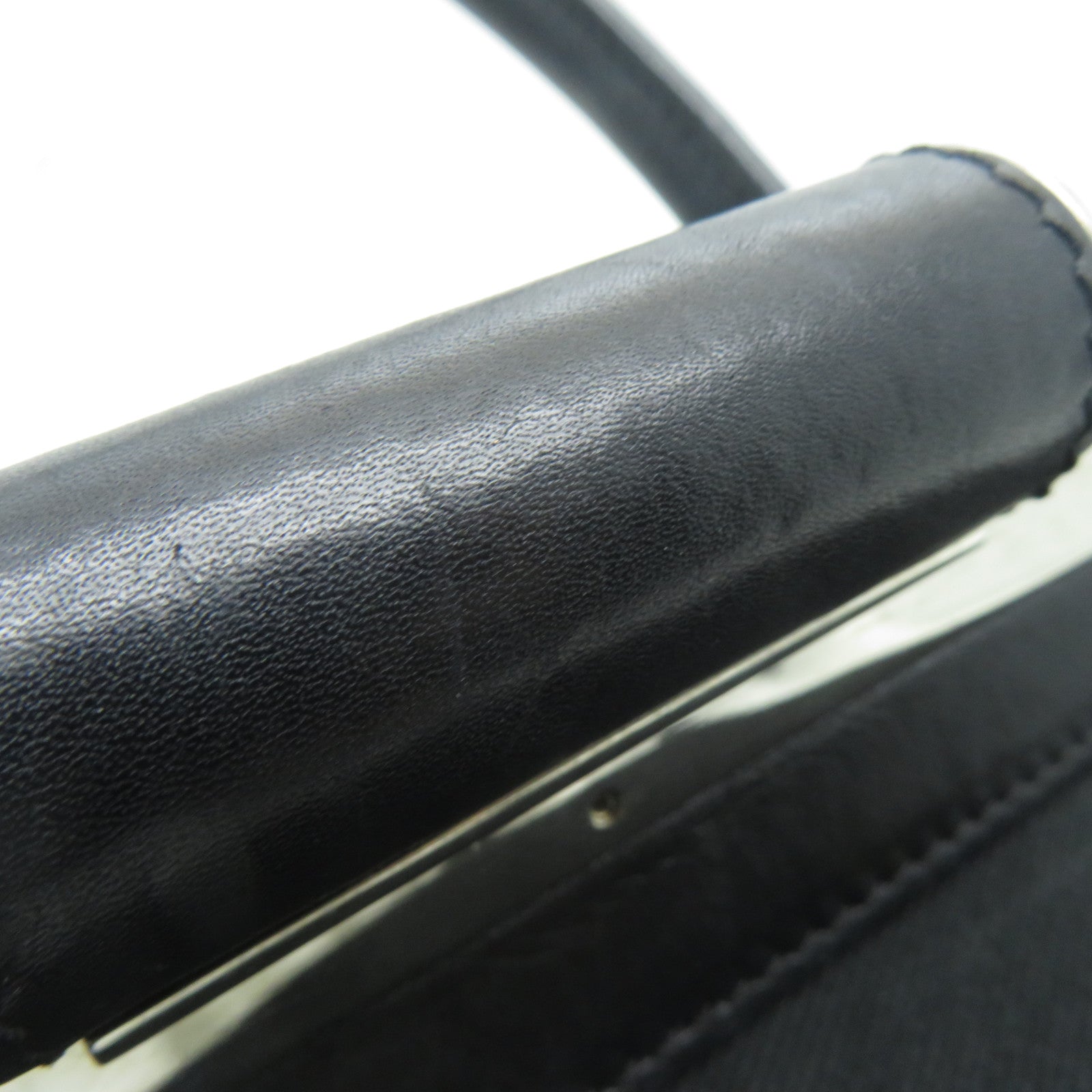 CHANEL 【清倉大減價】菱格牛皮皮革Tote Bag銀扣手挽袋黑色