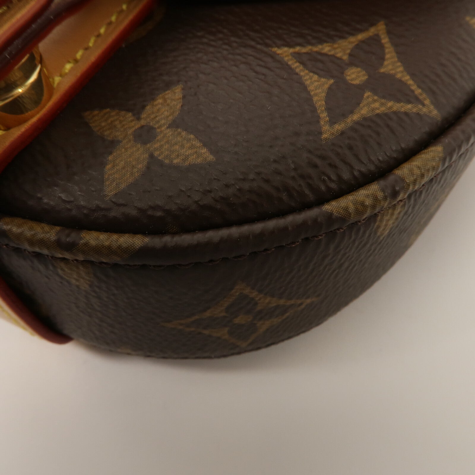 LOUIS VUITTON Monogram Micro Chantilly肩背袋
